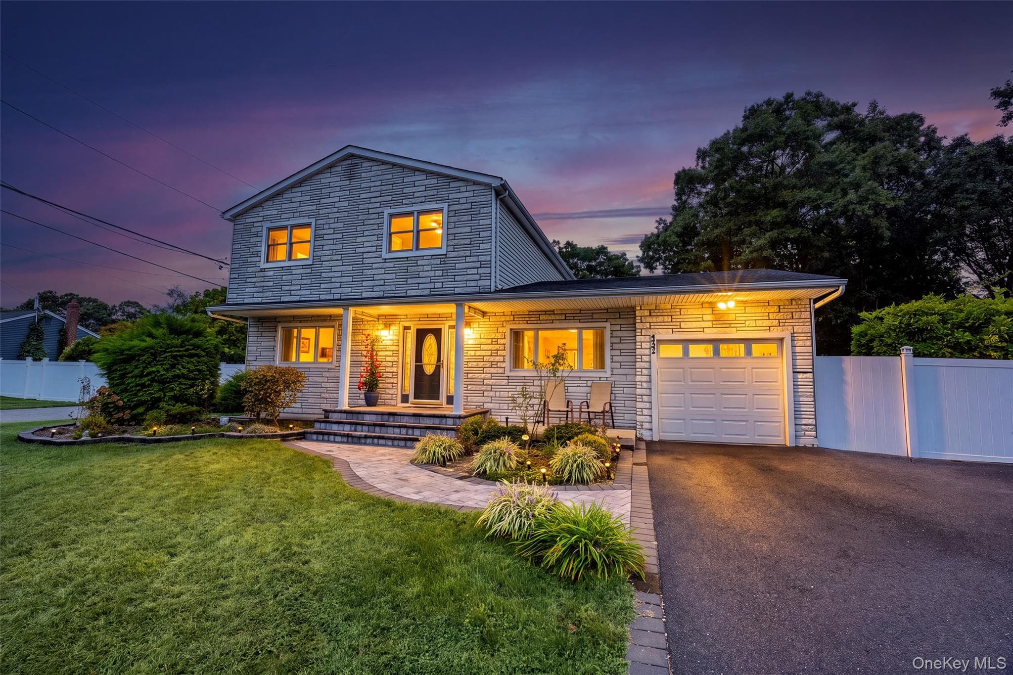 822 Coates Avenue thumbnail 2