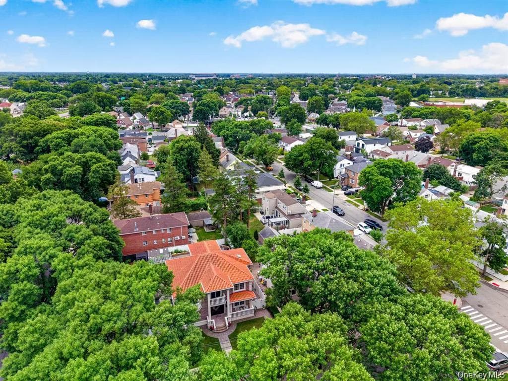 242-14 83rd Avenue thumbnail 28