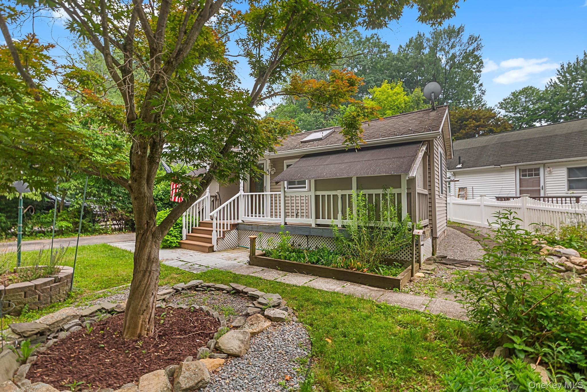 43 W Croton Drive thumbnail 3