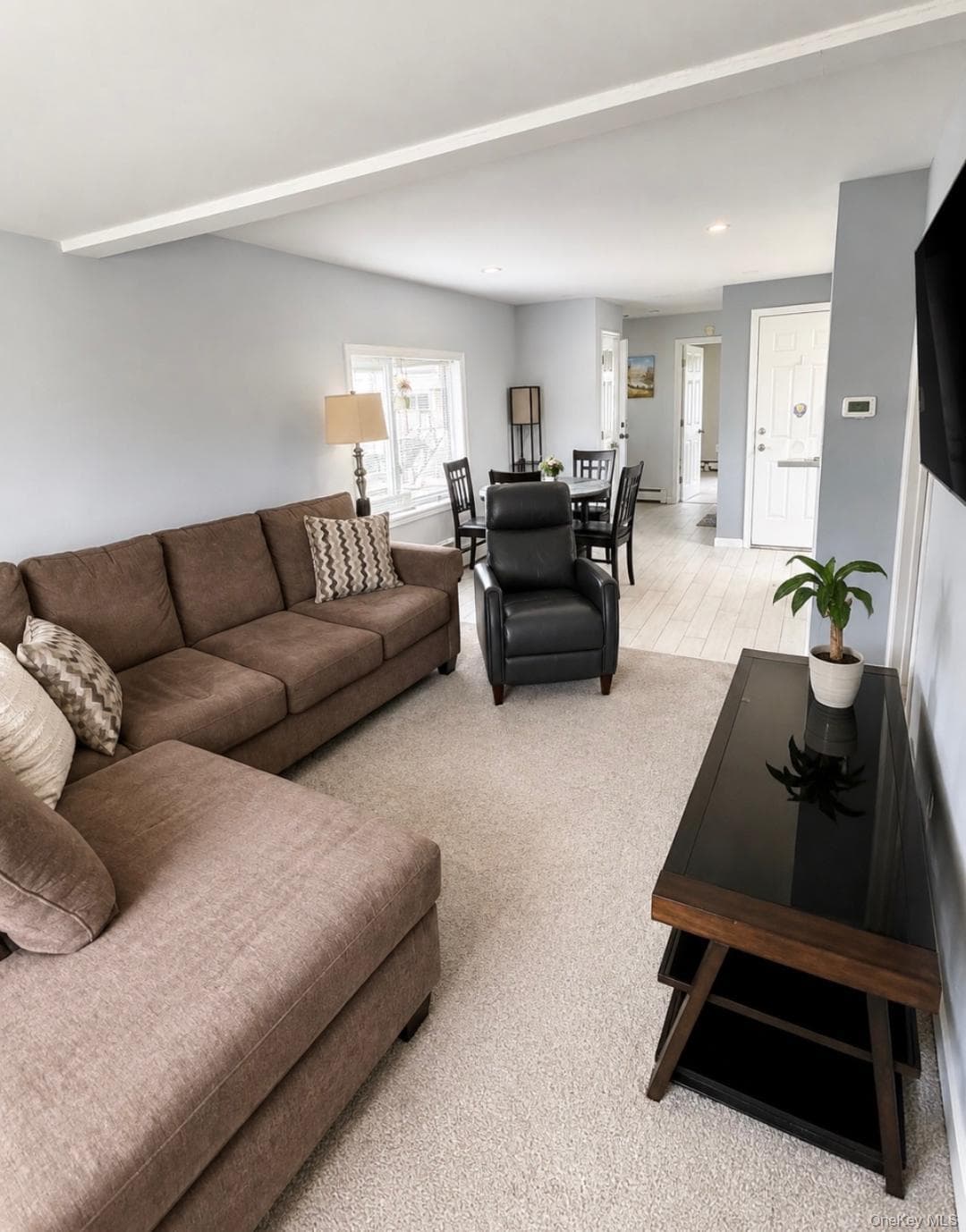 172 Sportsmans Avenue thumbnail 2