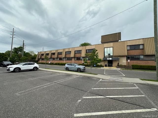 230 Hilton Avenue Unit: 9 thumbnail 12