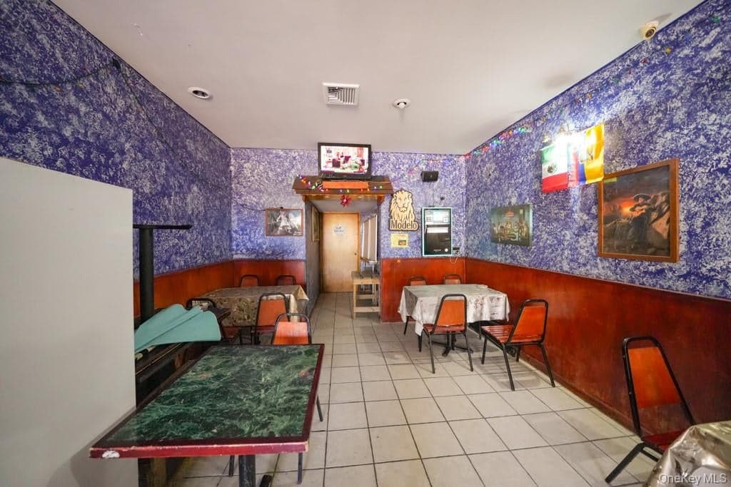 324 Suydam Street thumbnail 9
