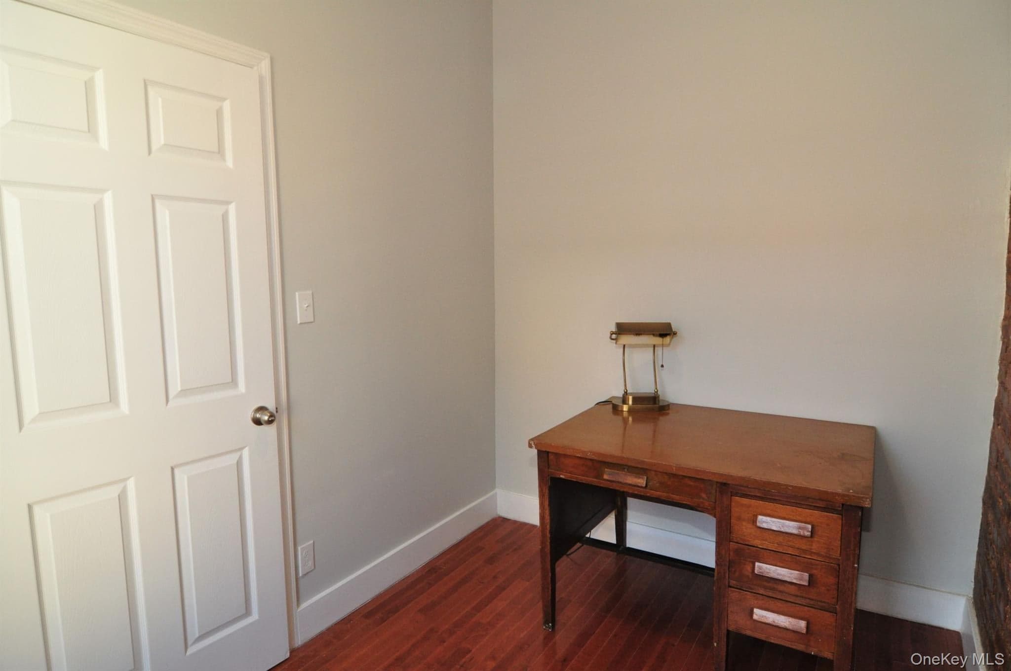 506 E 188th Street thumbnail 9