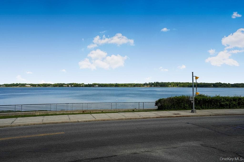 899 Harbor View Road thumbnail 28