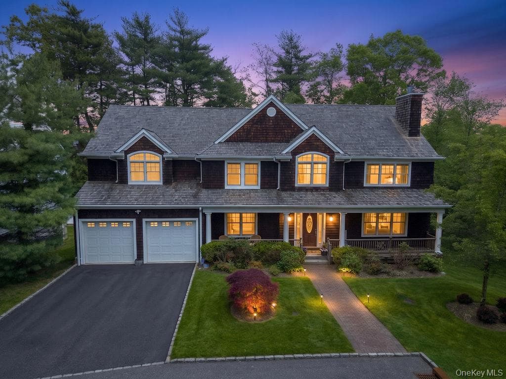 899 Harbor View Road, Mill Neck