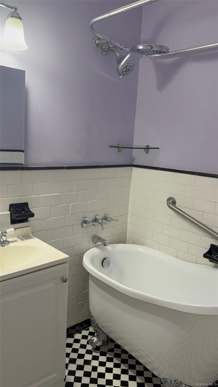 2261 Palmer Avenue Unit: 2A thumbnail 11