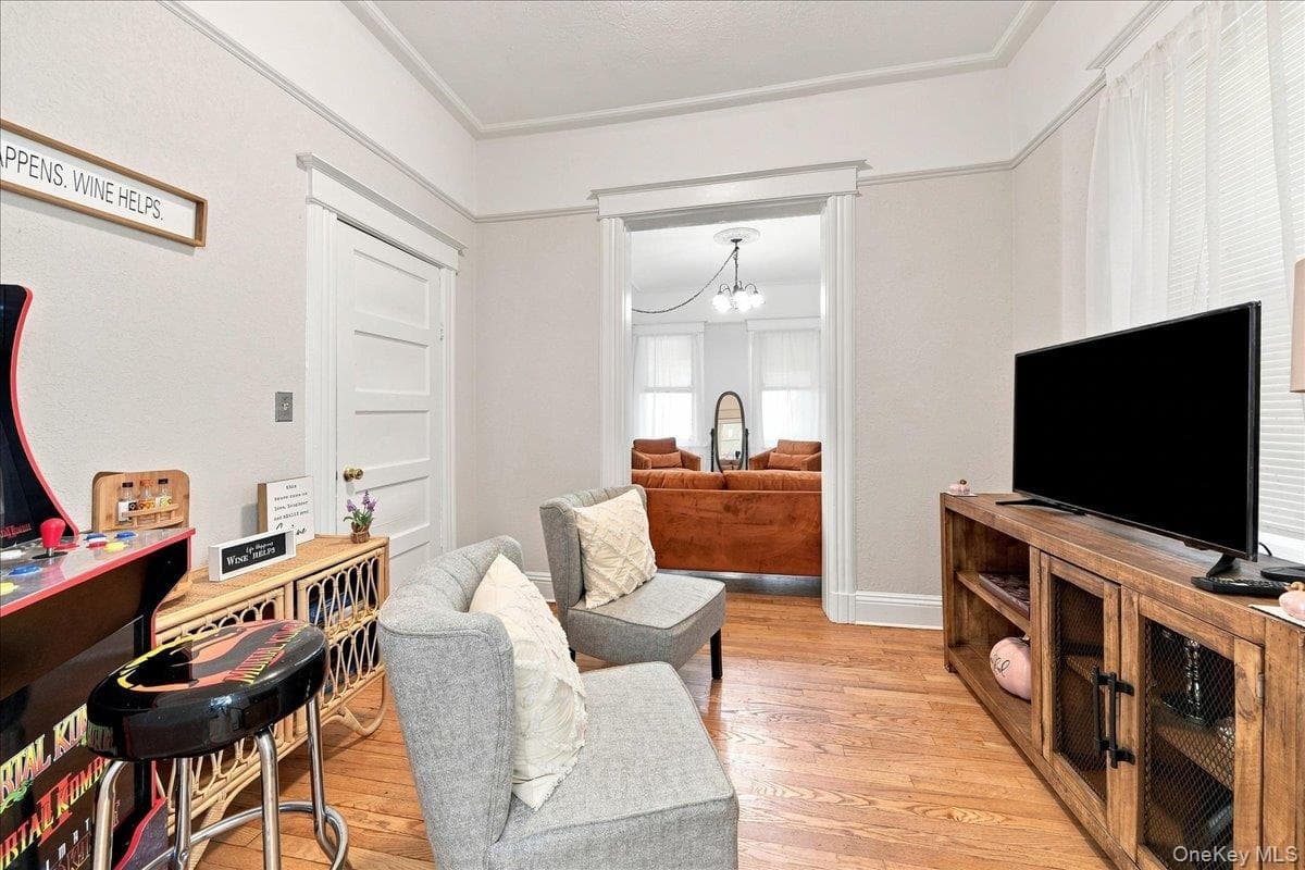 183 Saratoga Avenue thumbnail 4