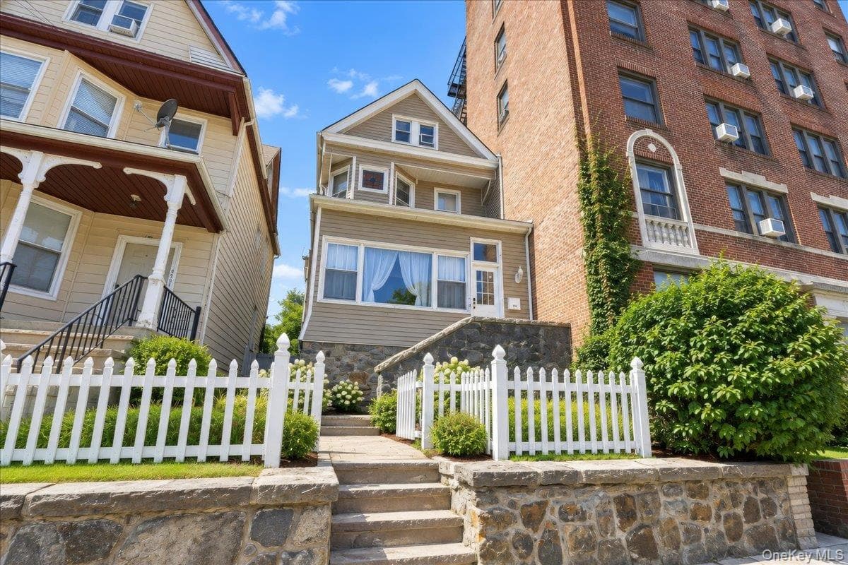 183 Saratoga Avenue thumbnail 29