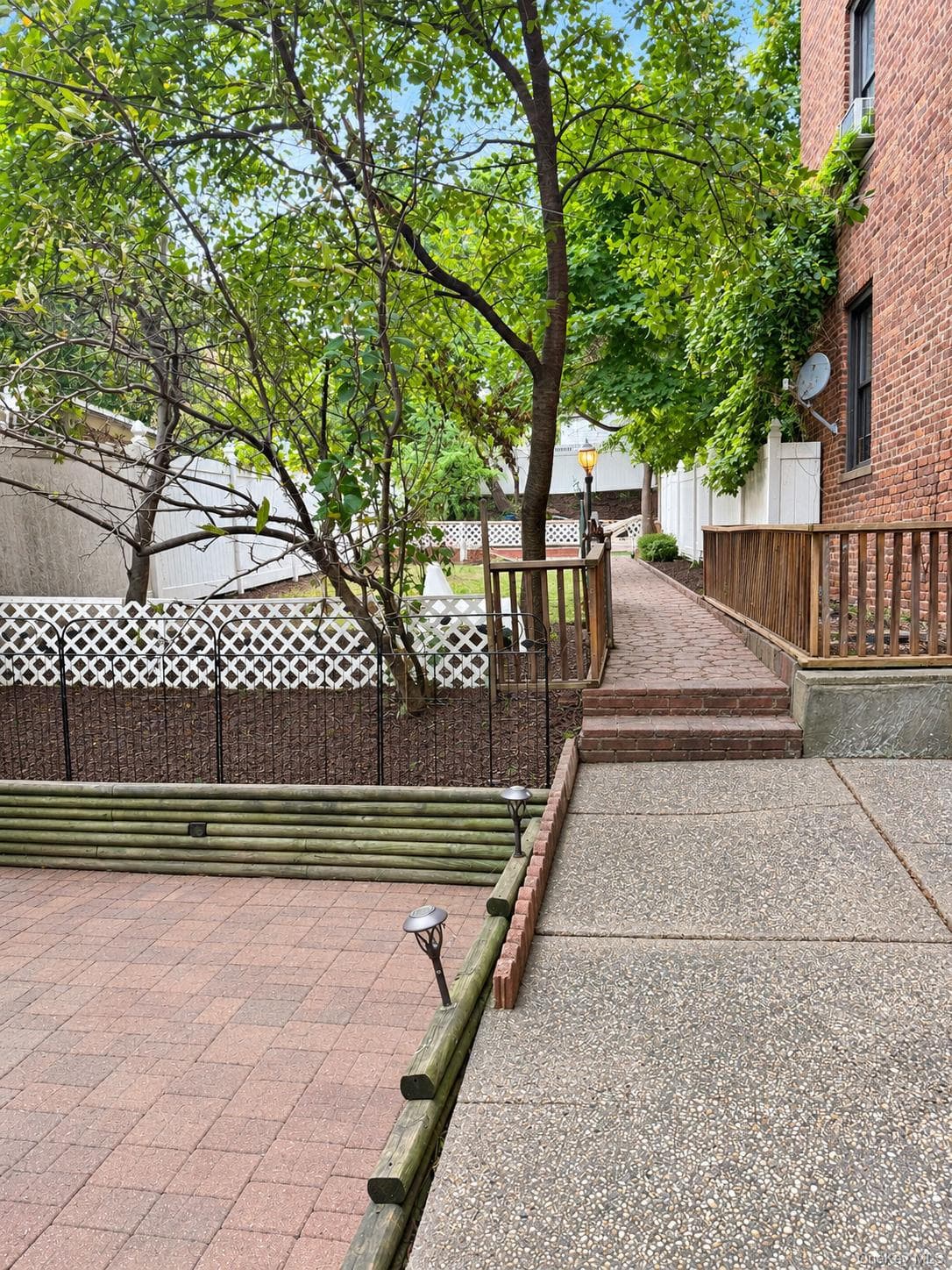 183 Saratoga Avenue thumbnail 31