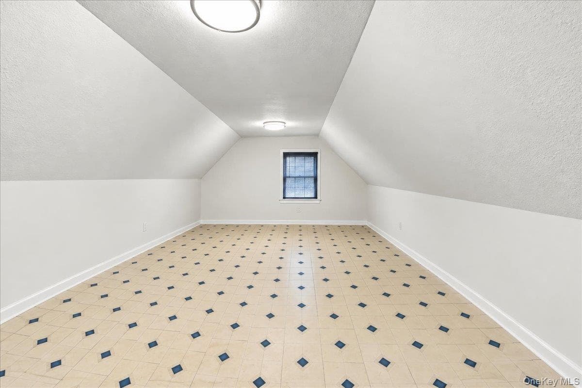 183 Saratoga Avenue thumbnail 22