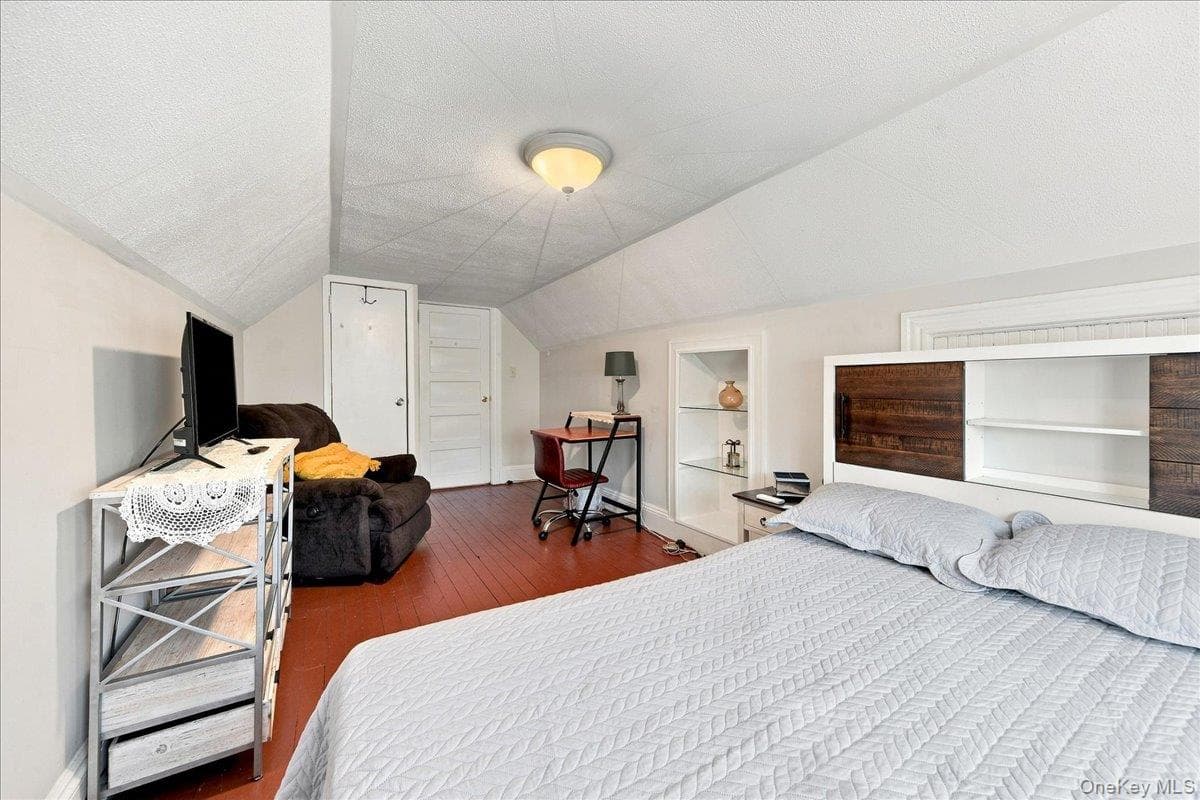 183 Saratoga Avenue thumbnail 18