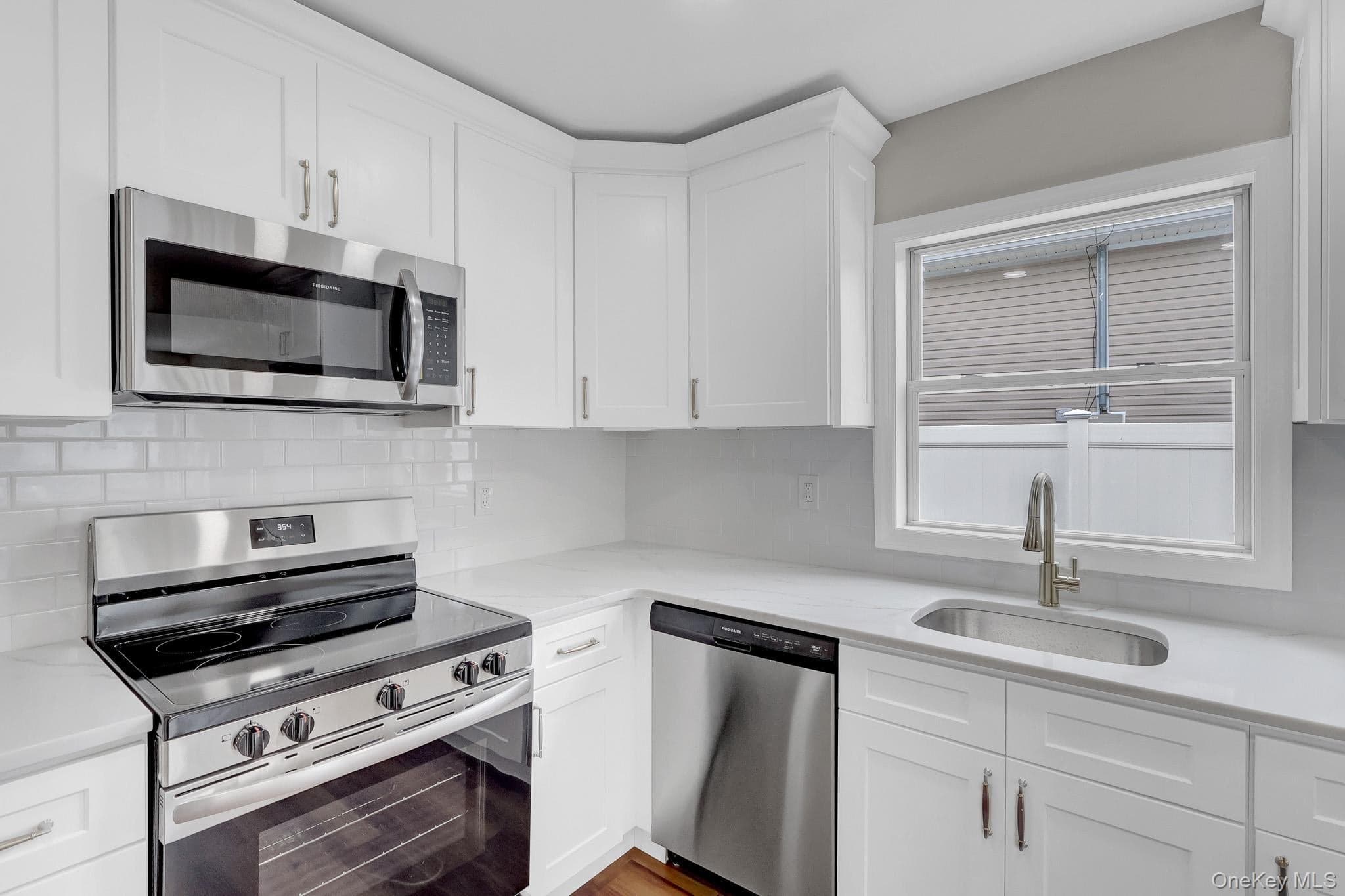 386 Tallwood Drive thumbnail 7