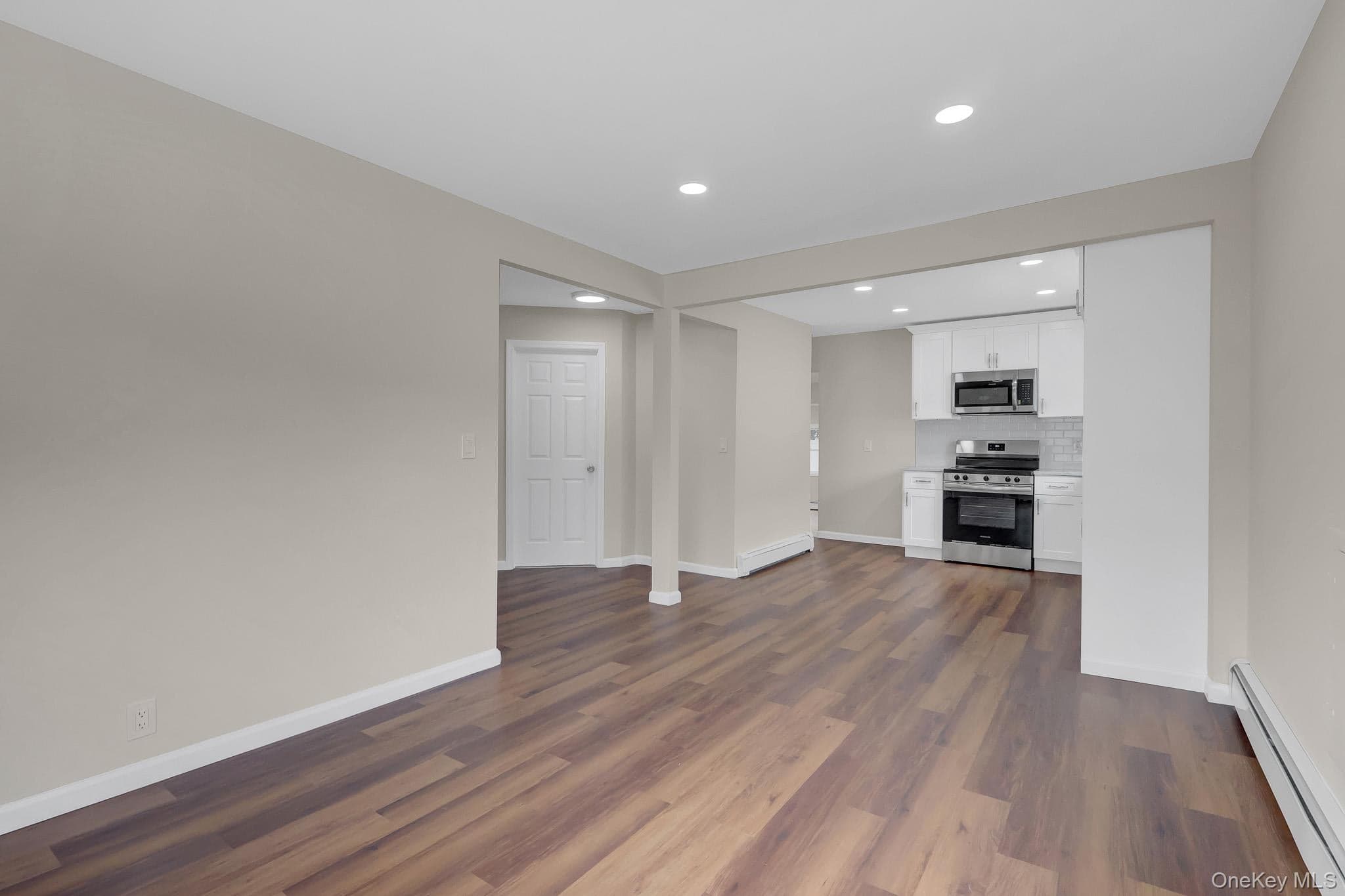 386 Tallwood Drive thumbnail 5