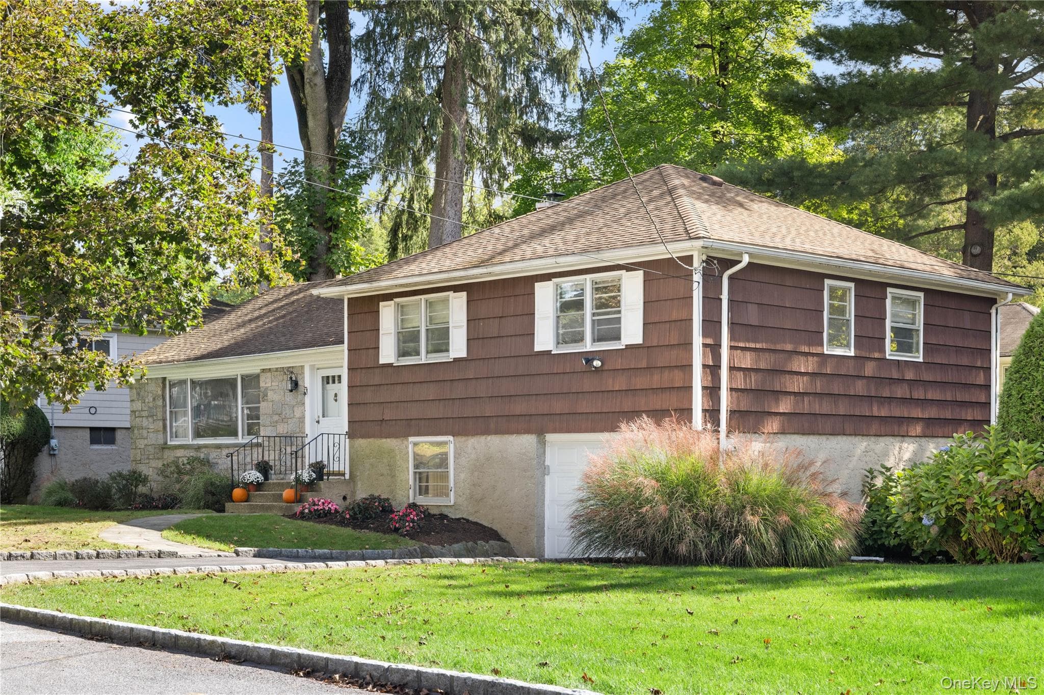 226 Rosehill Avenue thumbnail 2