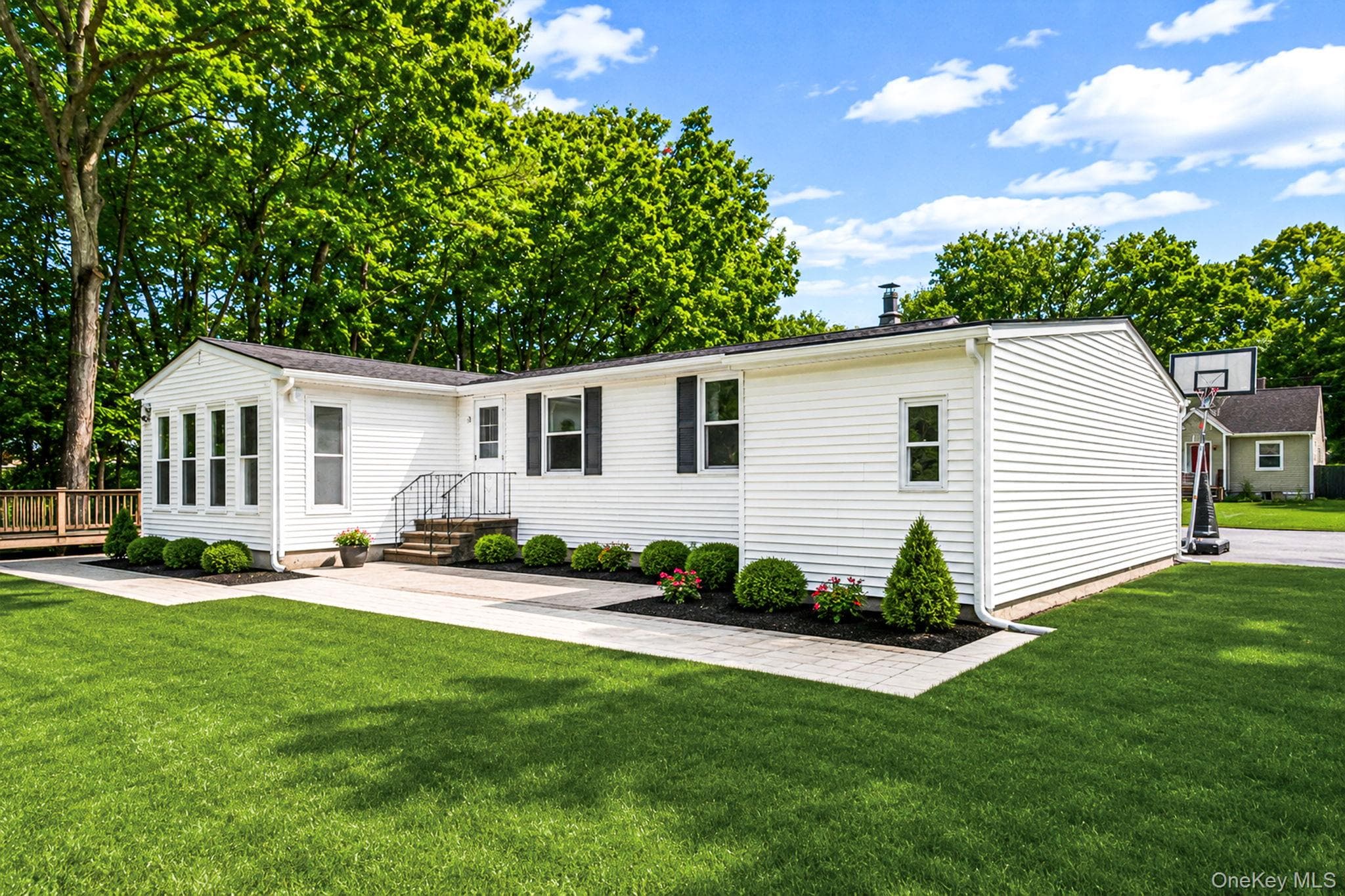 2356 Walnut Avenue thumbnail 18