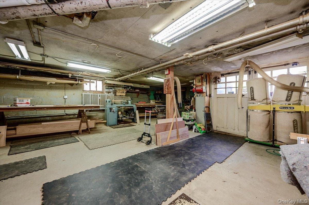 631 Kimball Avenue thumbnail 23