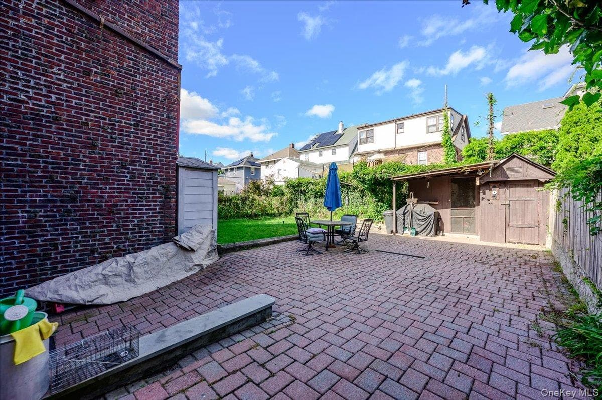 631 Kimball Avenue thumbnail 24