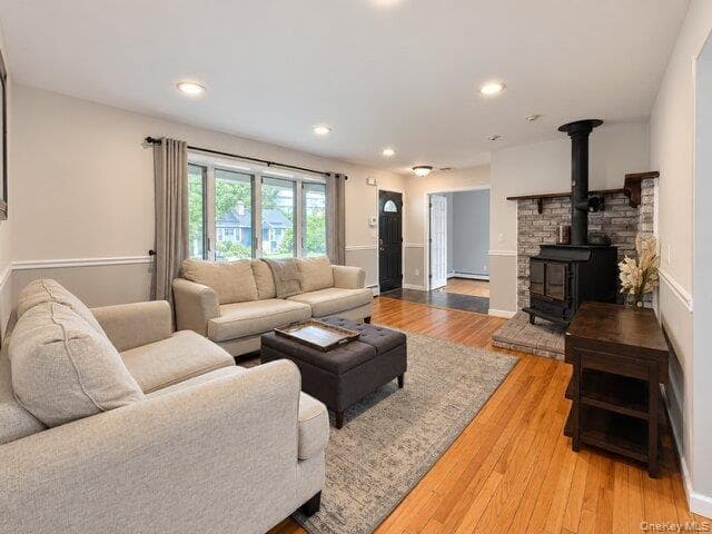 1026 Washington Avenue thumbnail 2