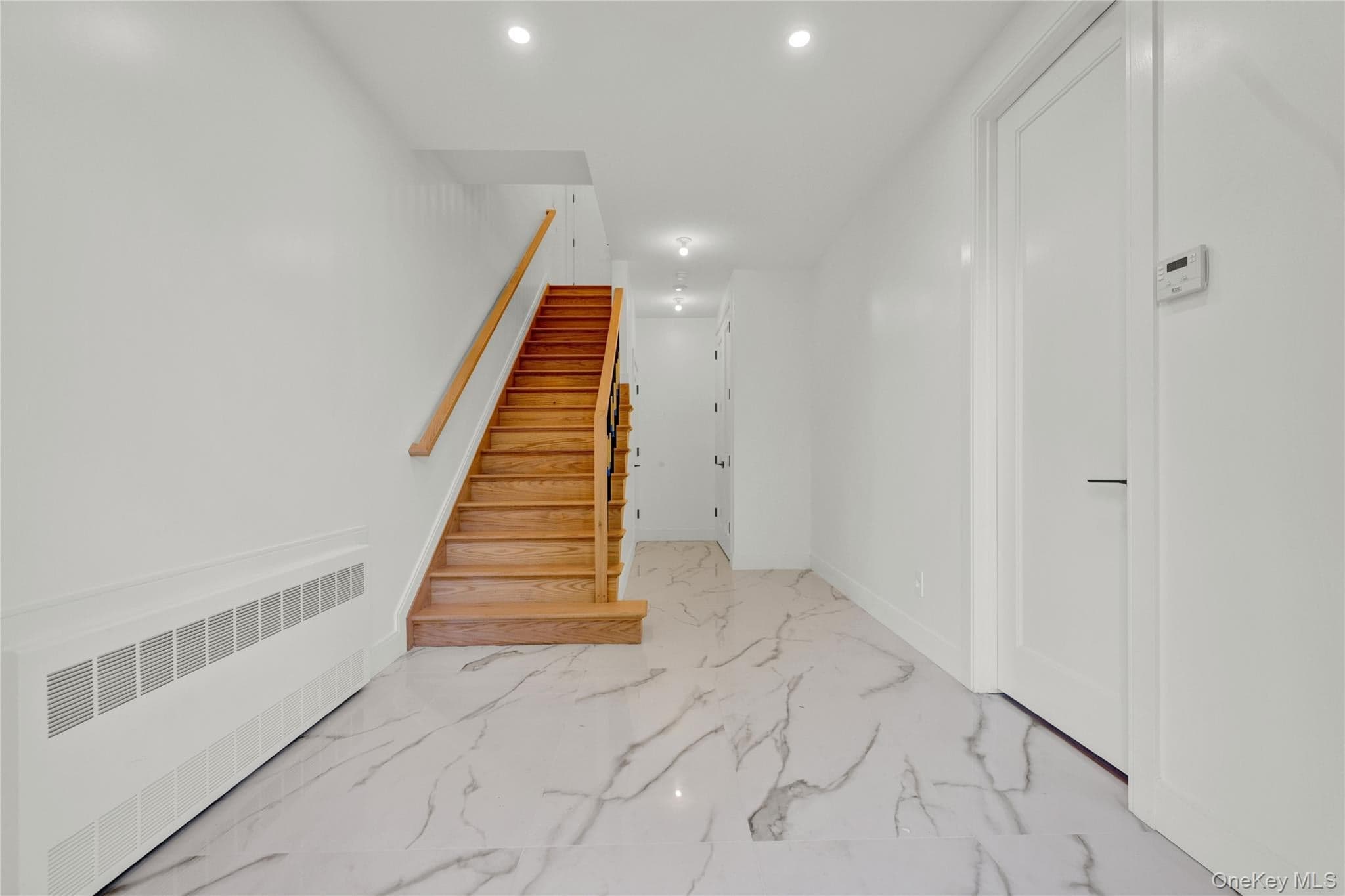 12 Sherman Drive Unit: 202, Spring Valley