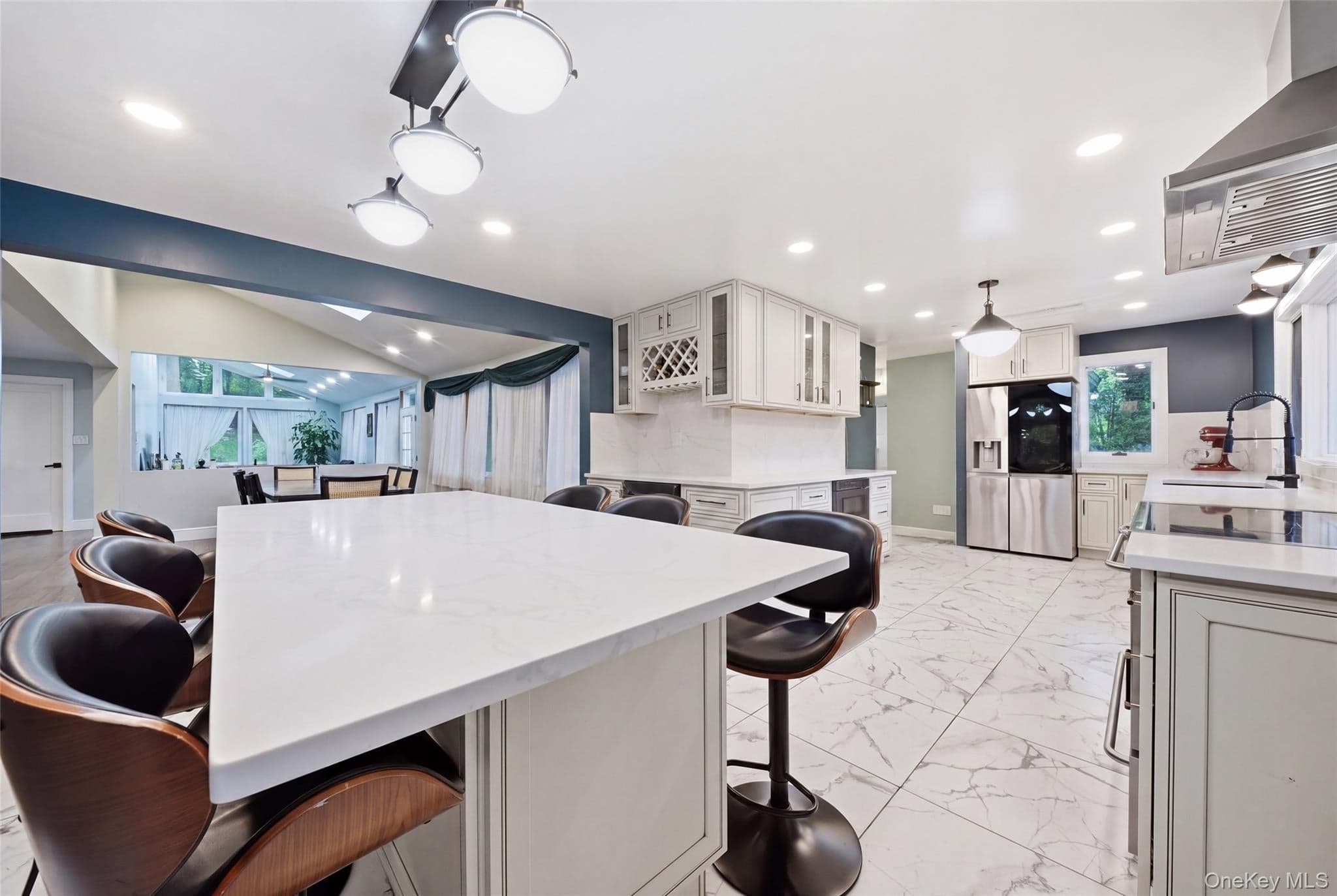 85 Nassau Drive thumbnail 10
