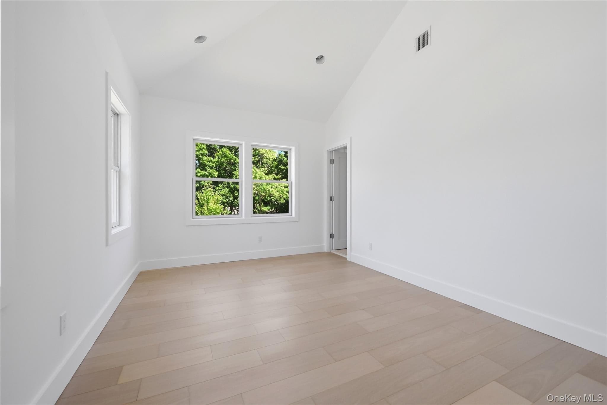 19 Montauk Highway Unit: 9 thumbnail 18
