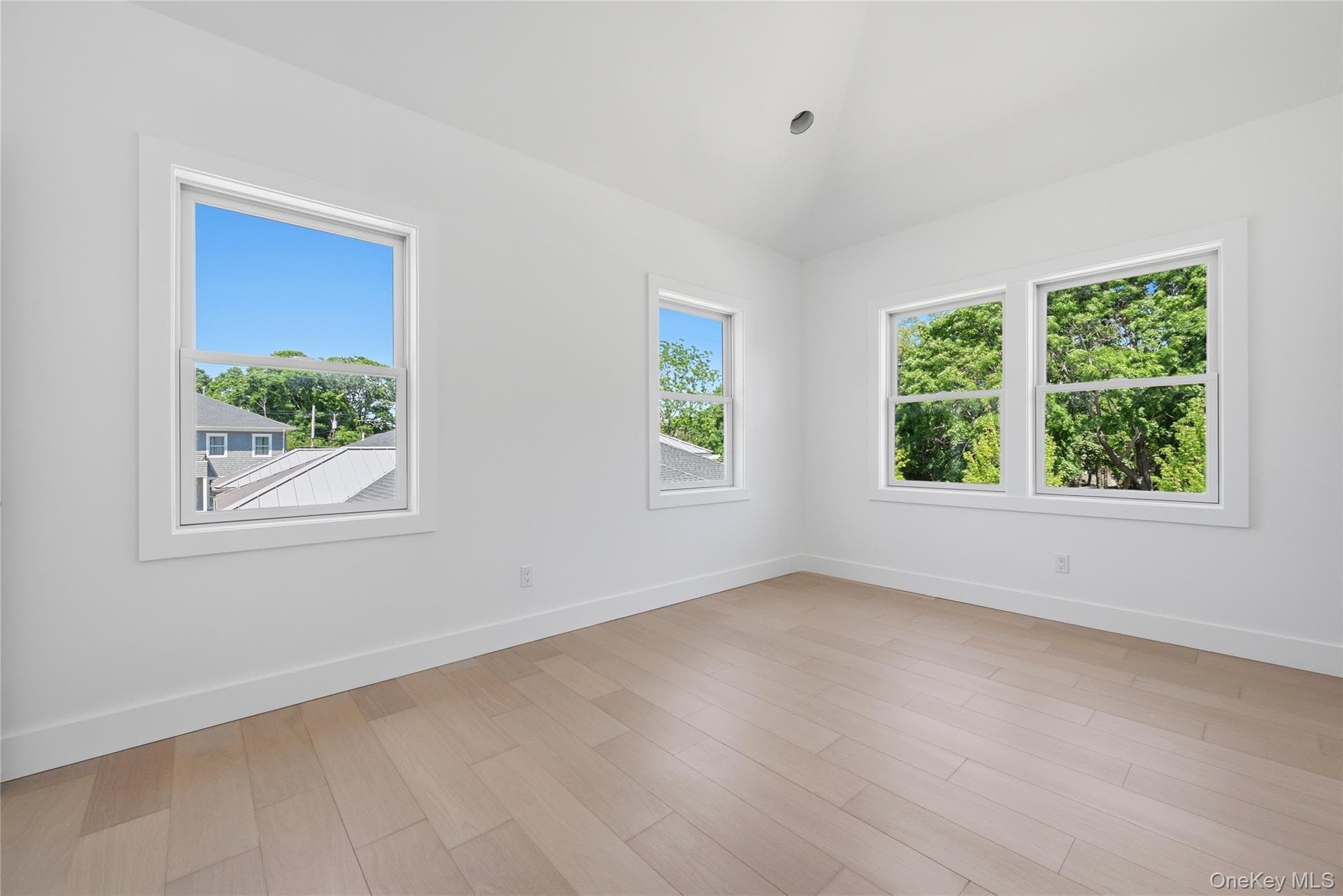 19 Montauk Highway Unit: 9 thumbnail 19