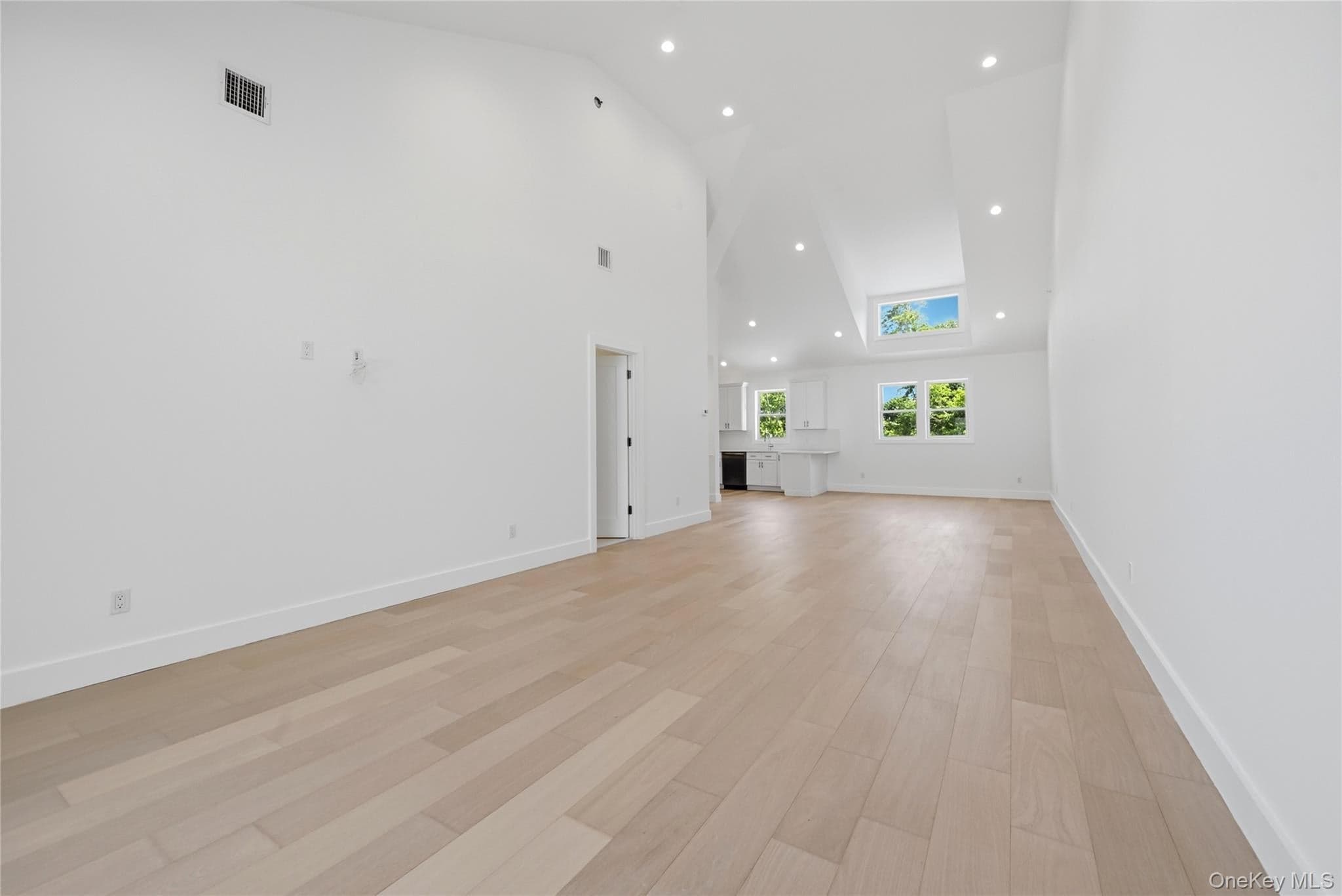 19 Montauk Highway Unit: 9 thumbnail 17