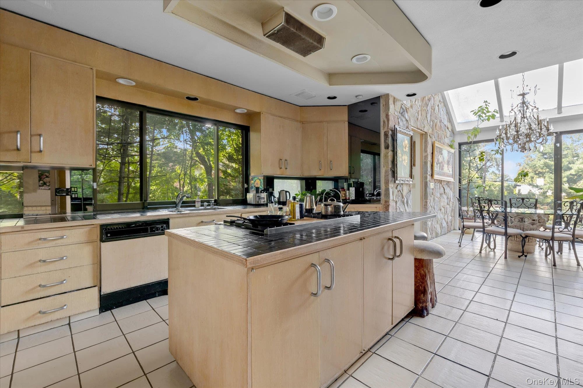4 Broadlawn Avenue thumbnail 10