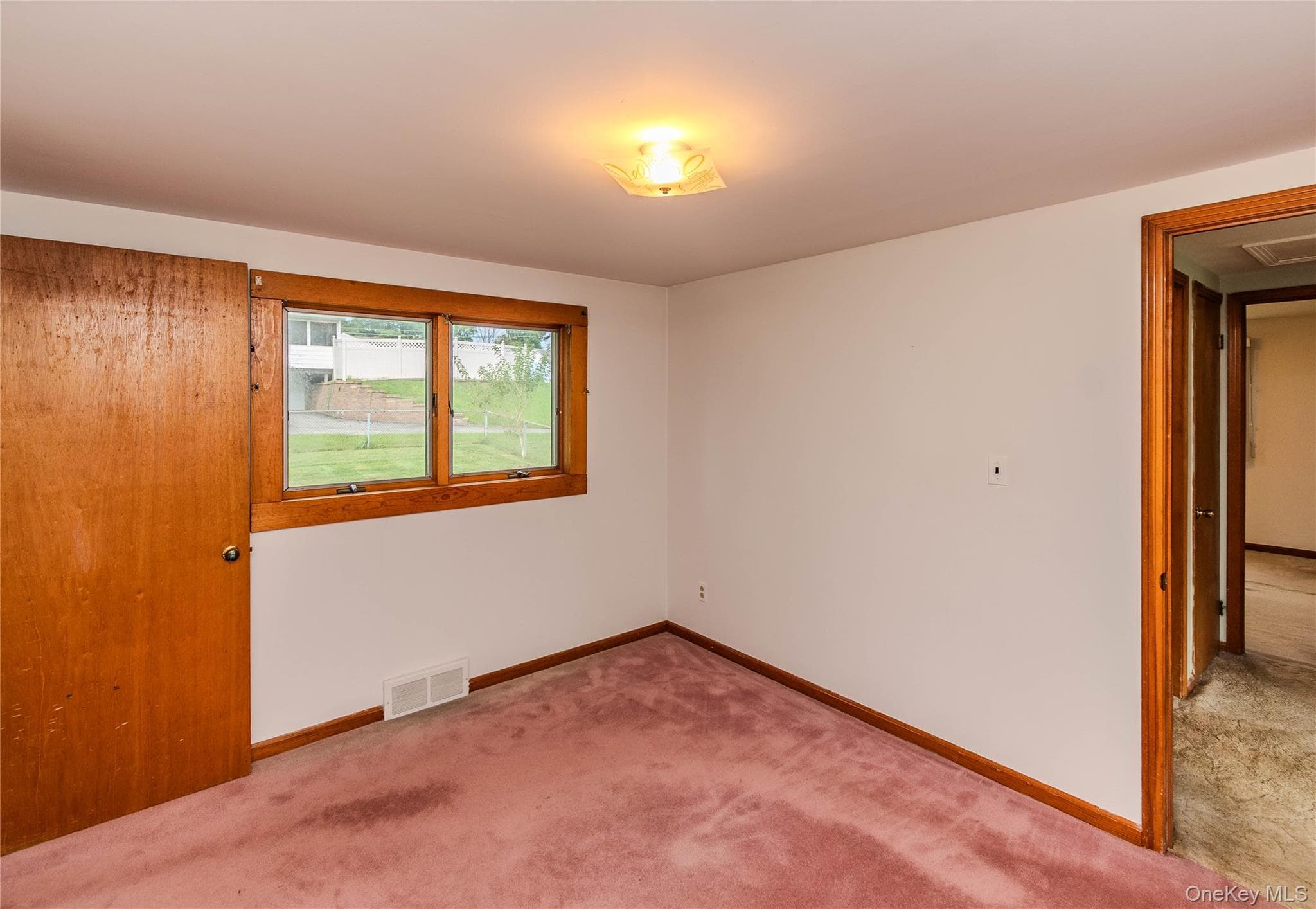 108 Wood Street thumbnail 17