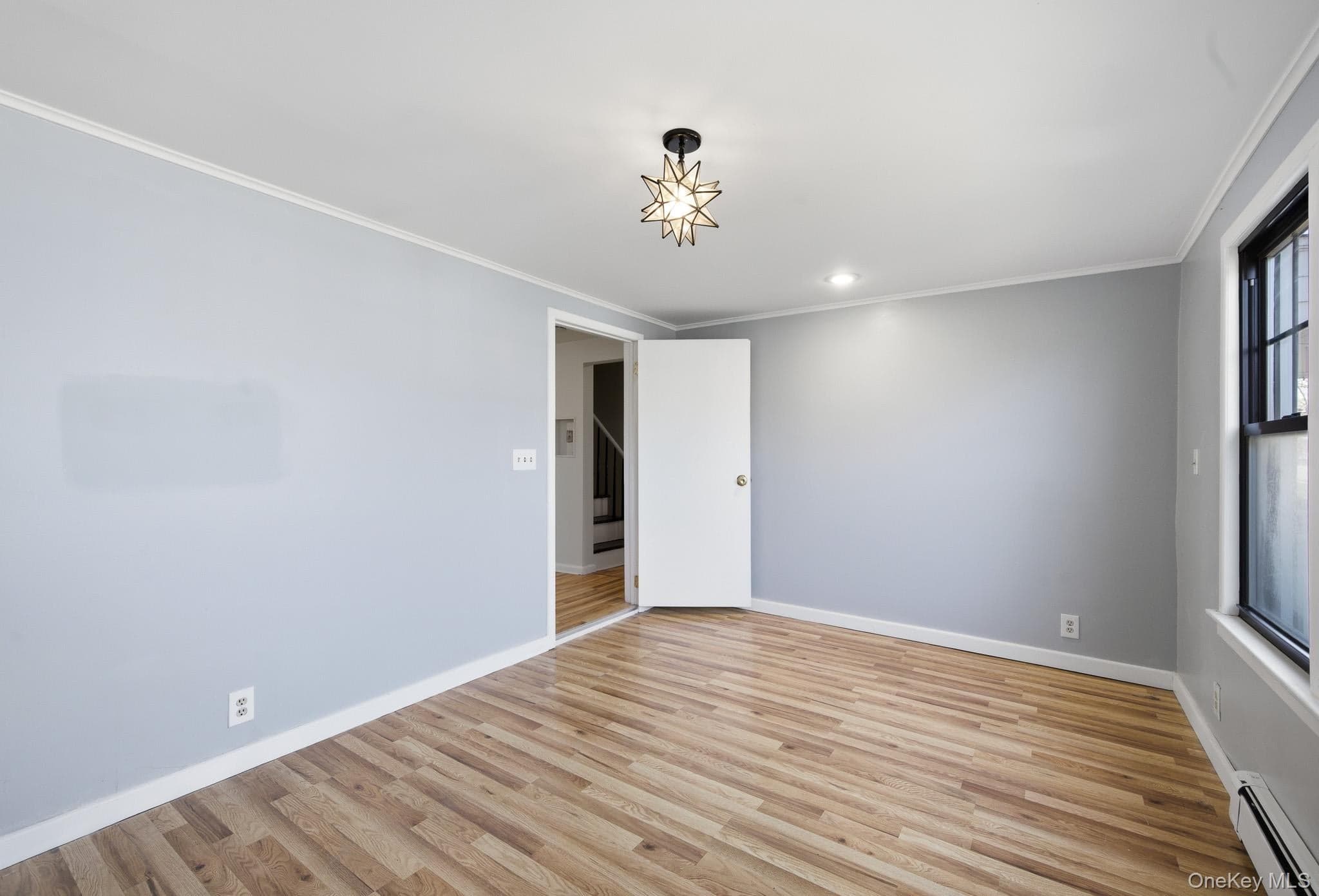 94 E Lakewood Street thumbnail 8