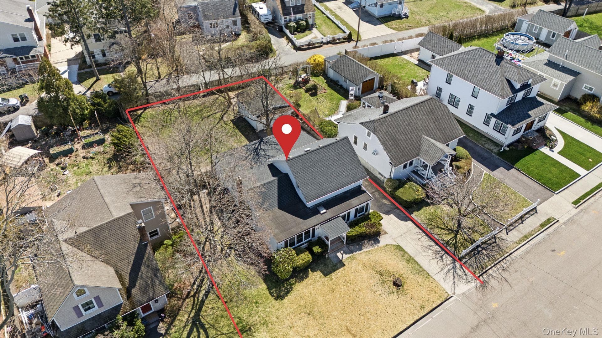 94 E Lakewood Street thumbnail 37