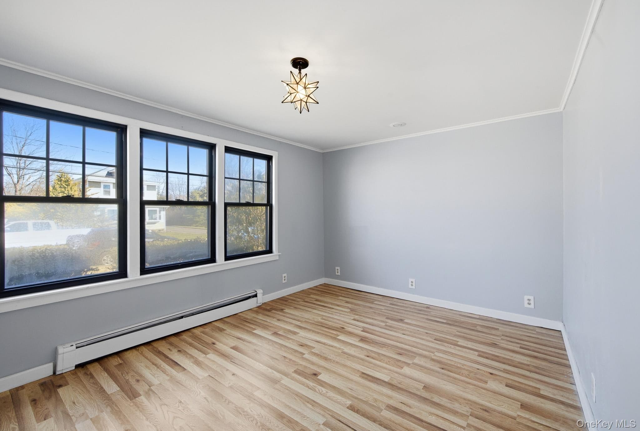 94 E Lakewood Street thumbnail 9