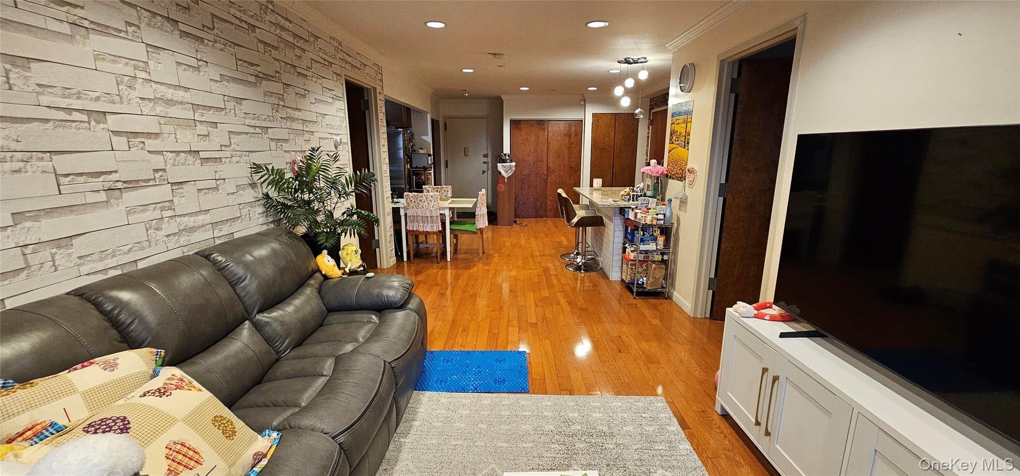 149-06 Northern Boulevard Unit: 407 thumbnail 6