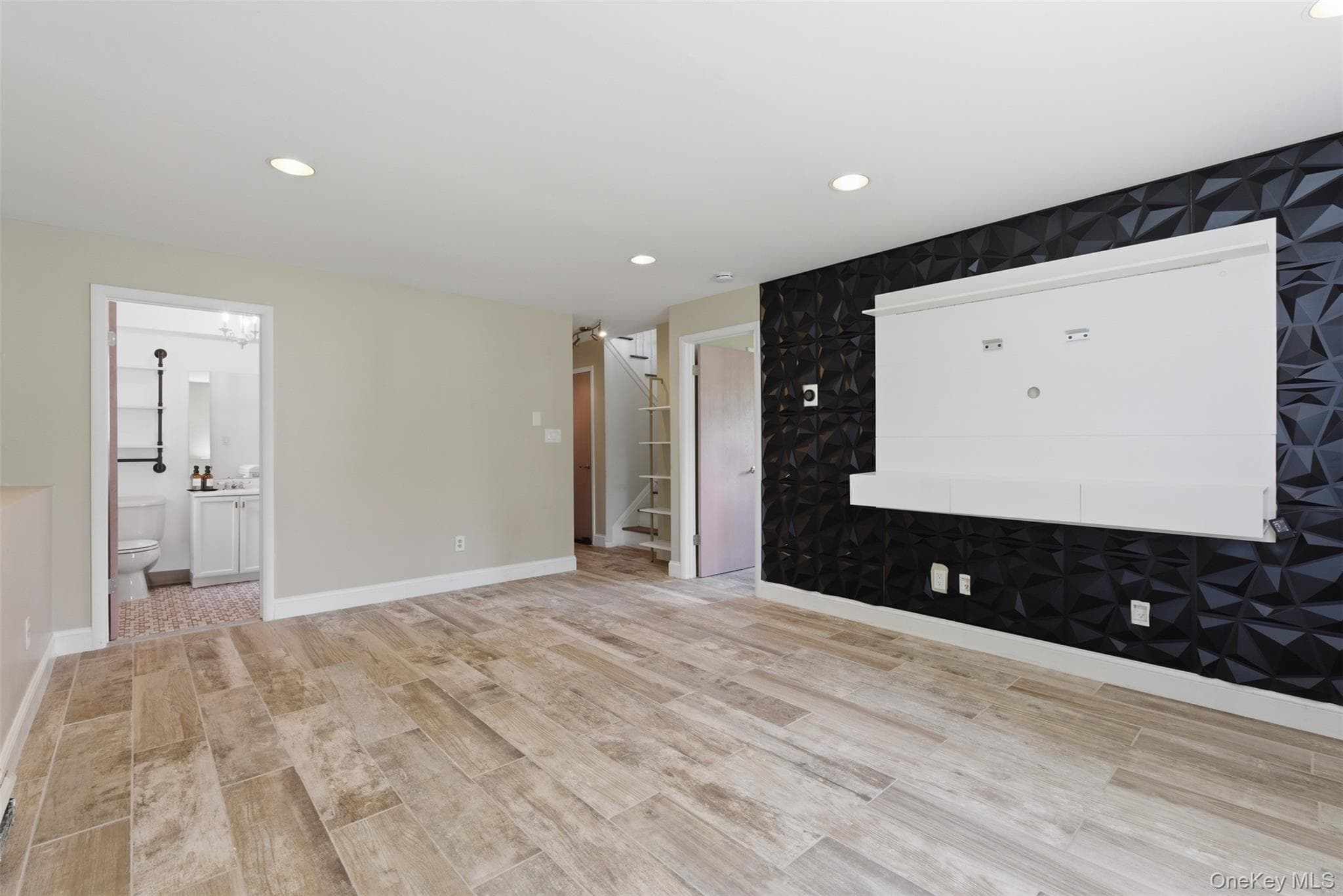11 Chandler Drive thumbnail 19