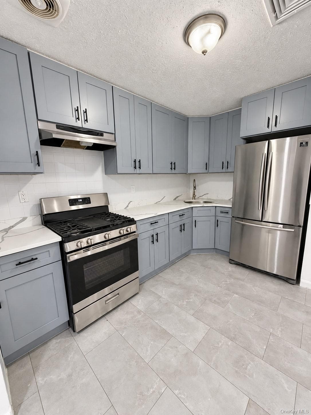 818 Trinity Avenue Unit: B thumbnail 8