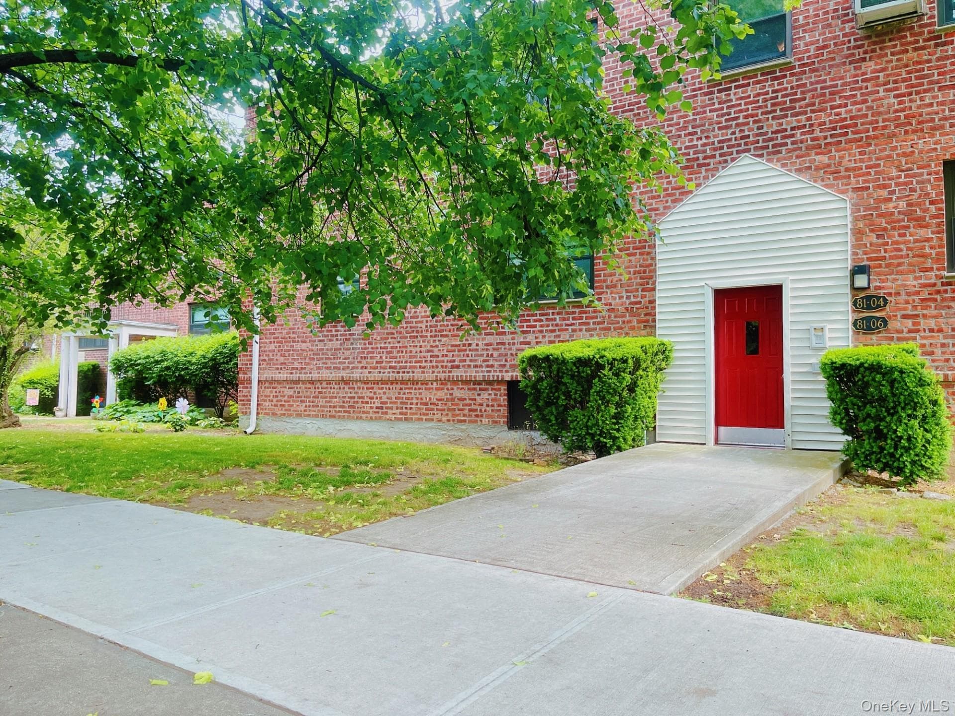 81-06 155 Avenue Unit: 2, Howard Beach