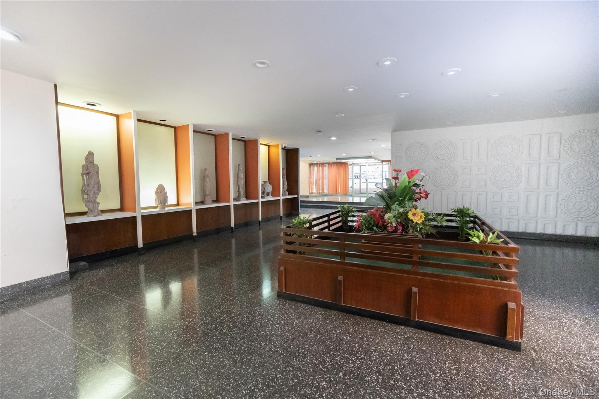 144-30 Sanford Avenue Unit: 2N thumbnail 2