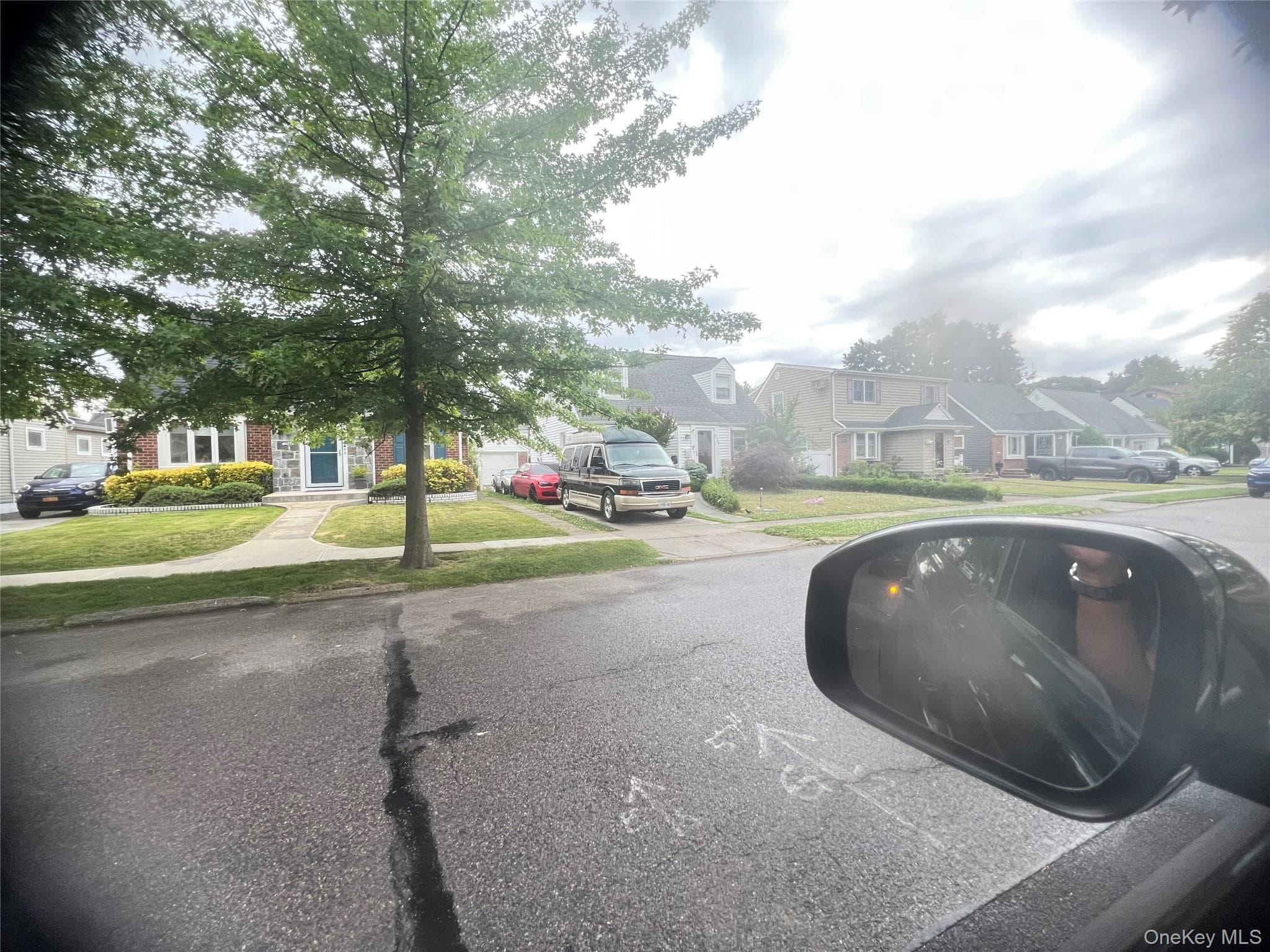 23-40 205th Street thumbnail 2