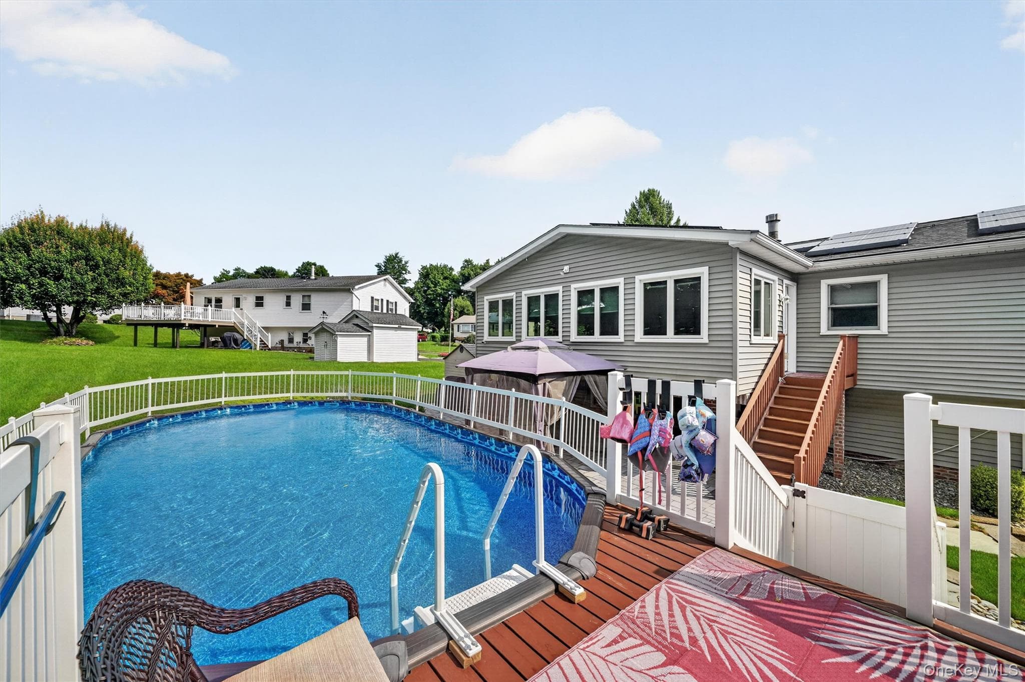10 Pine Drive thumbnail 43