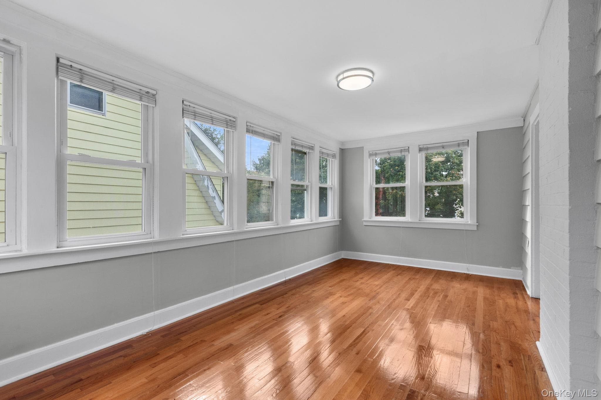 24 Wesley Avenue thumbnail 30