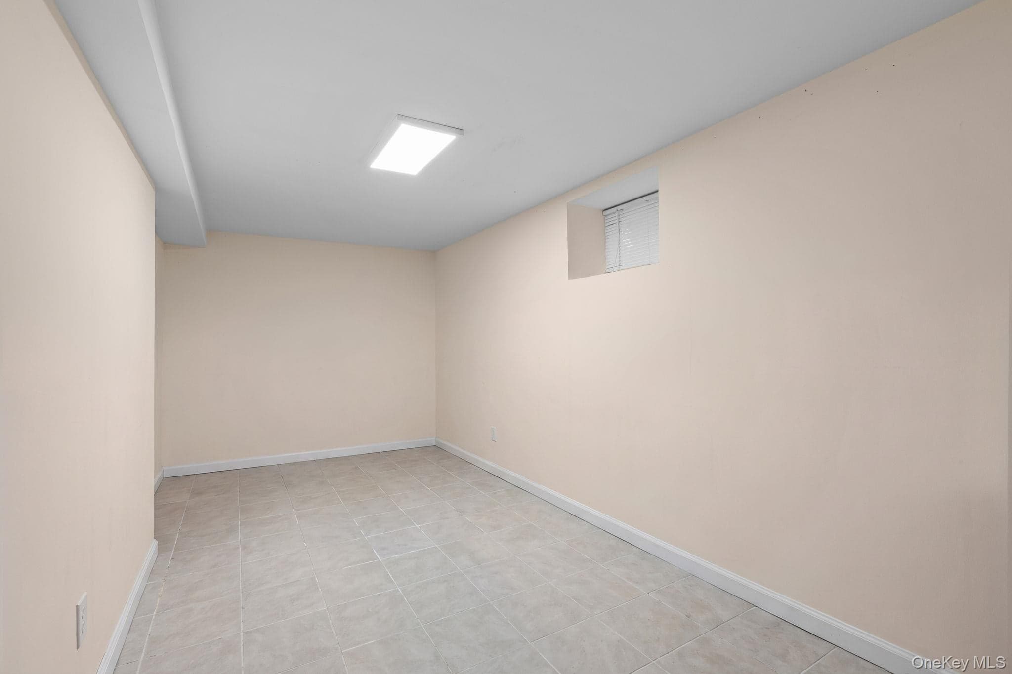 24 Wesley Avenue thumbnail 21