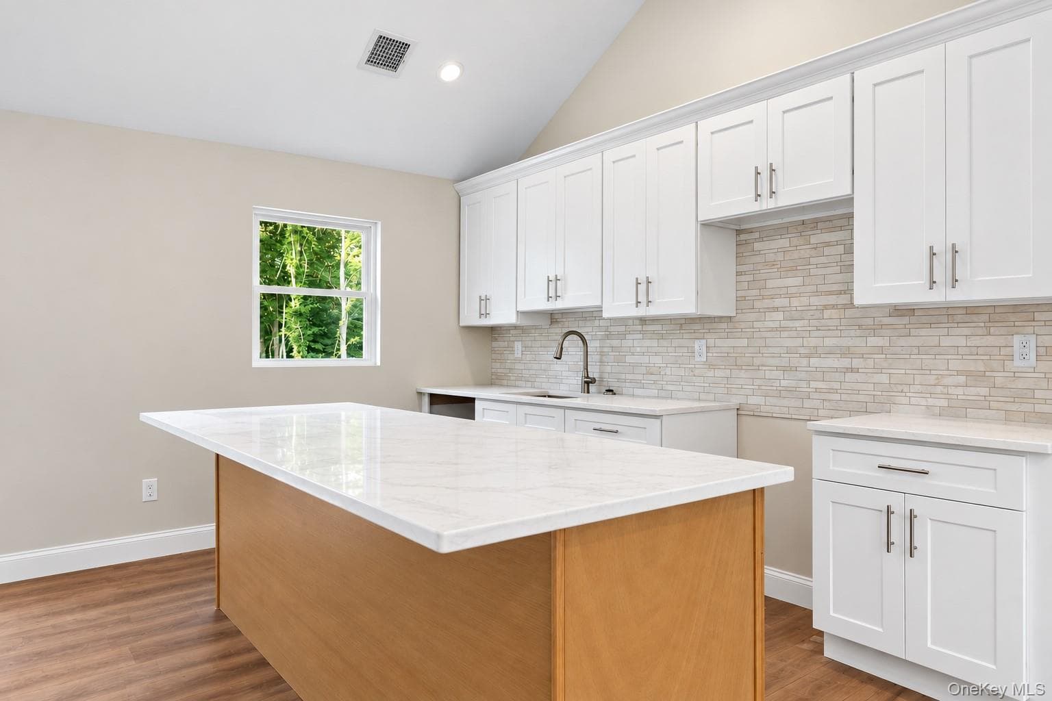 129 Cedar Lane thumbnail 3