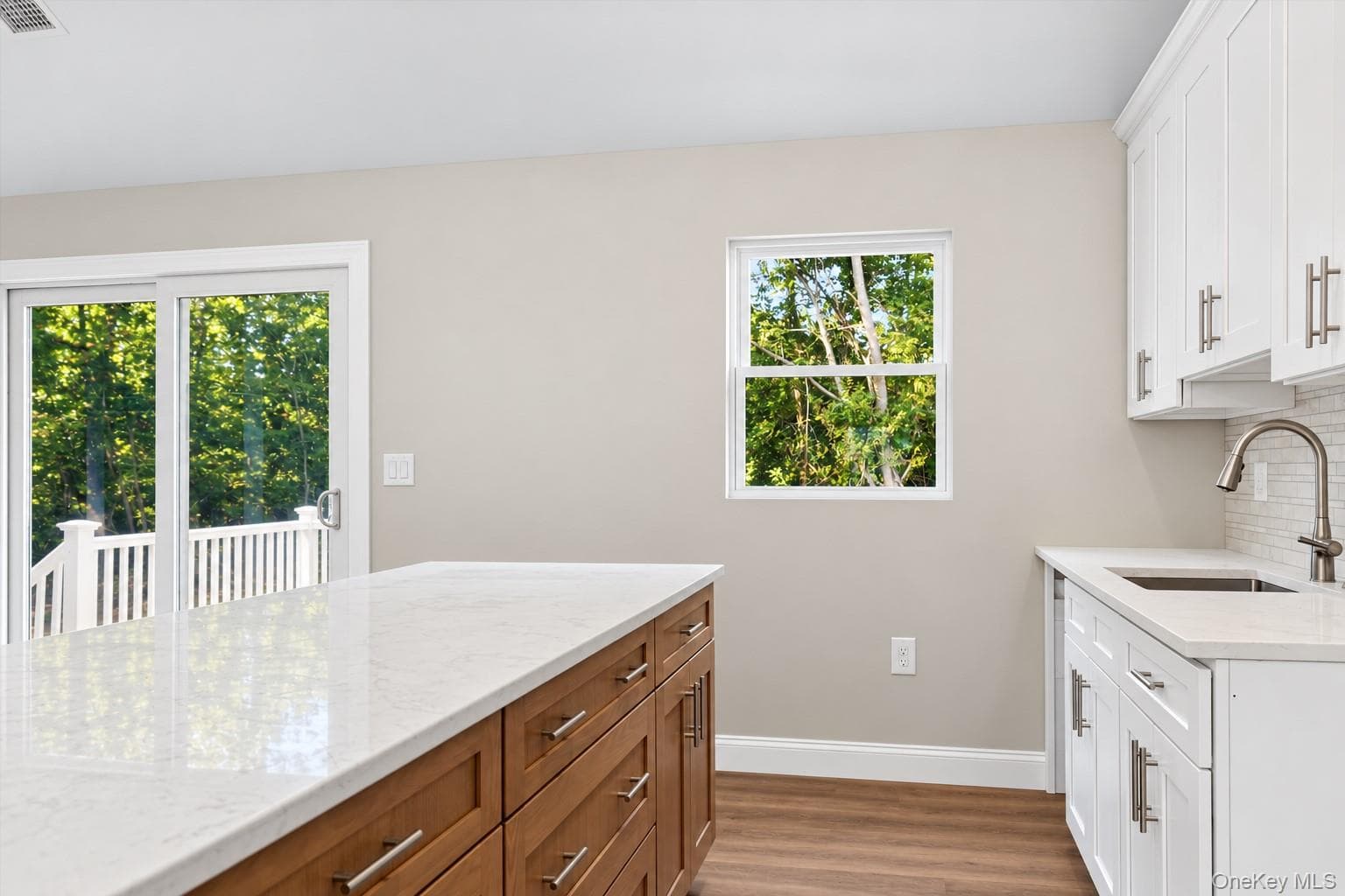 129 Cedar Lane thumbnail 4