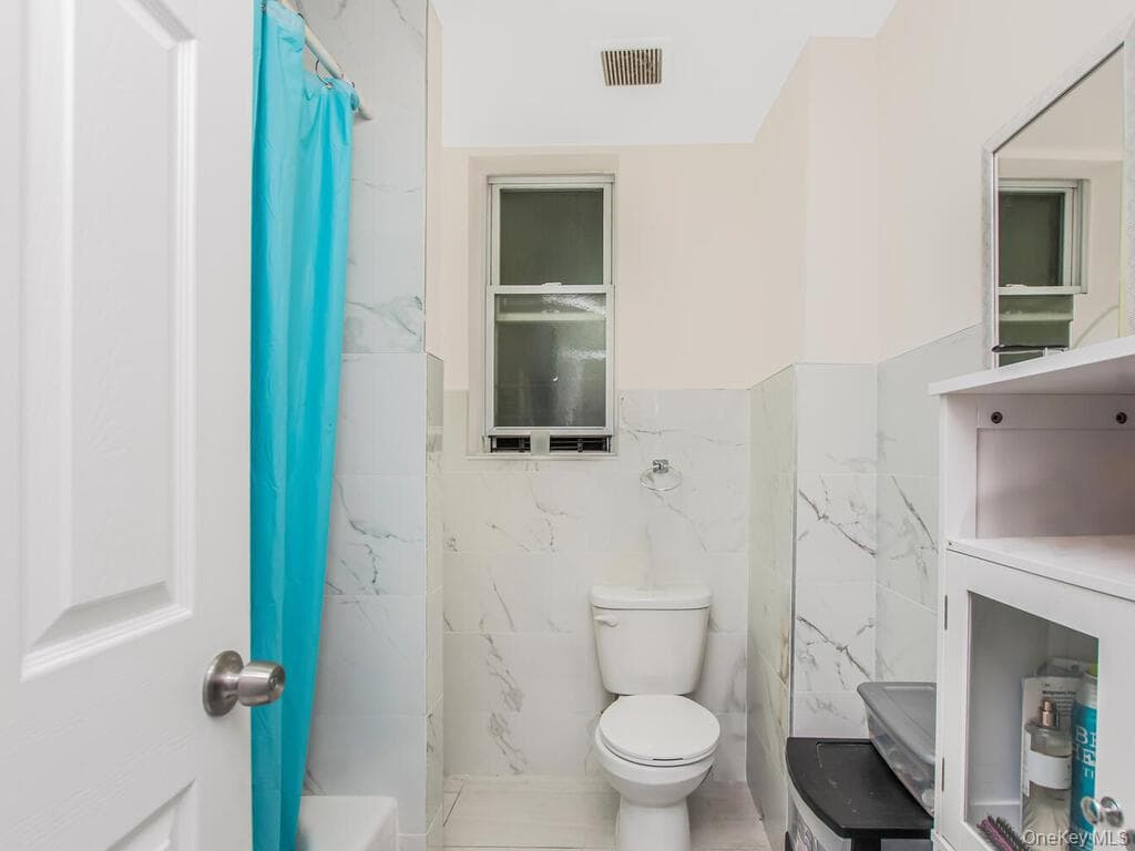 1406 White Plains Road thumbnail 19