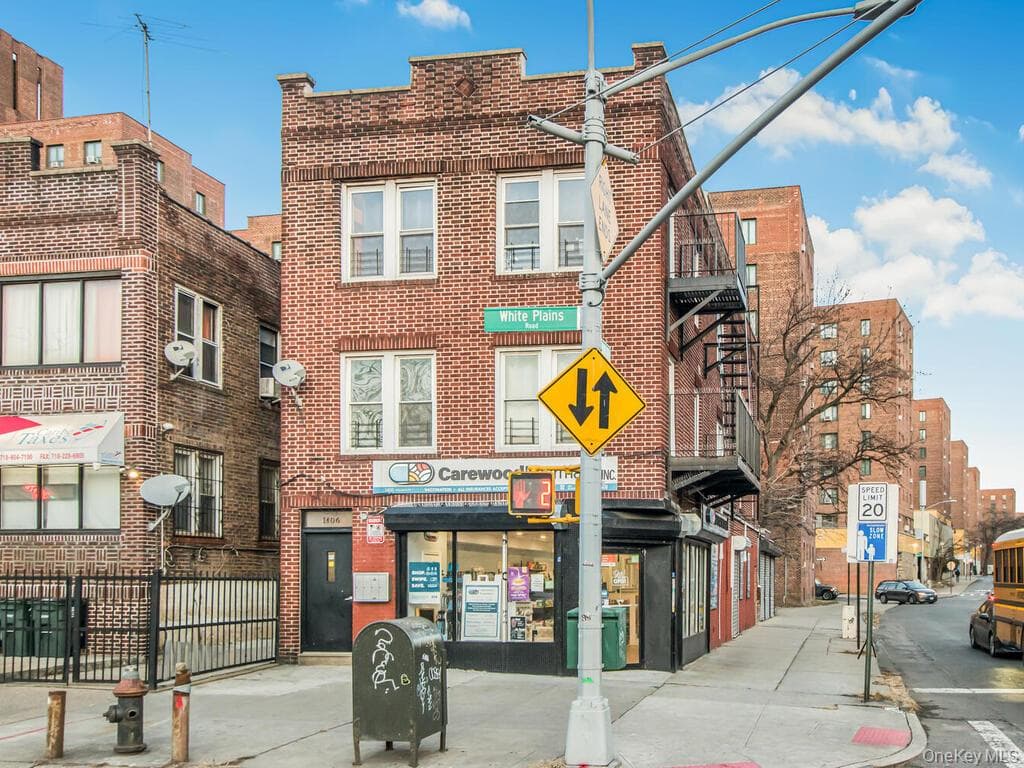 1406 White Plains Road thumbnail 4
