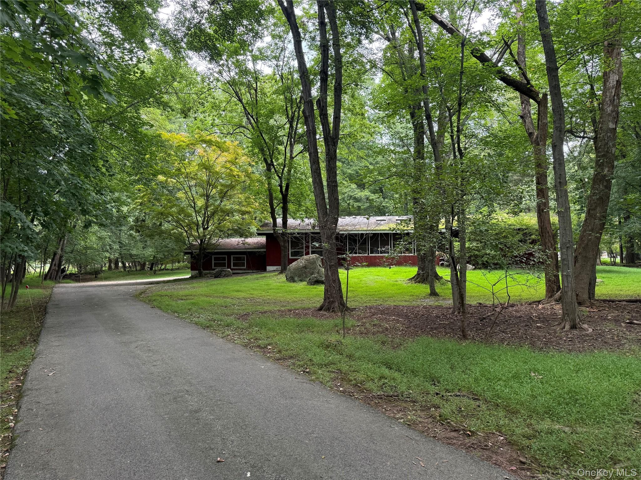 140 Parrott Road thumbnail 2
