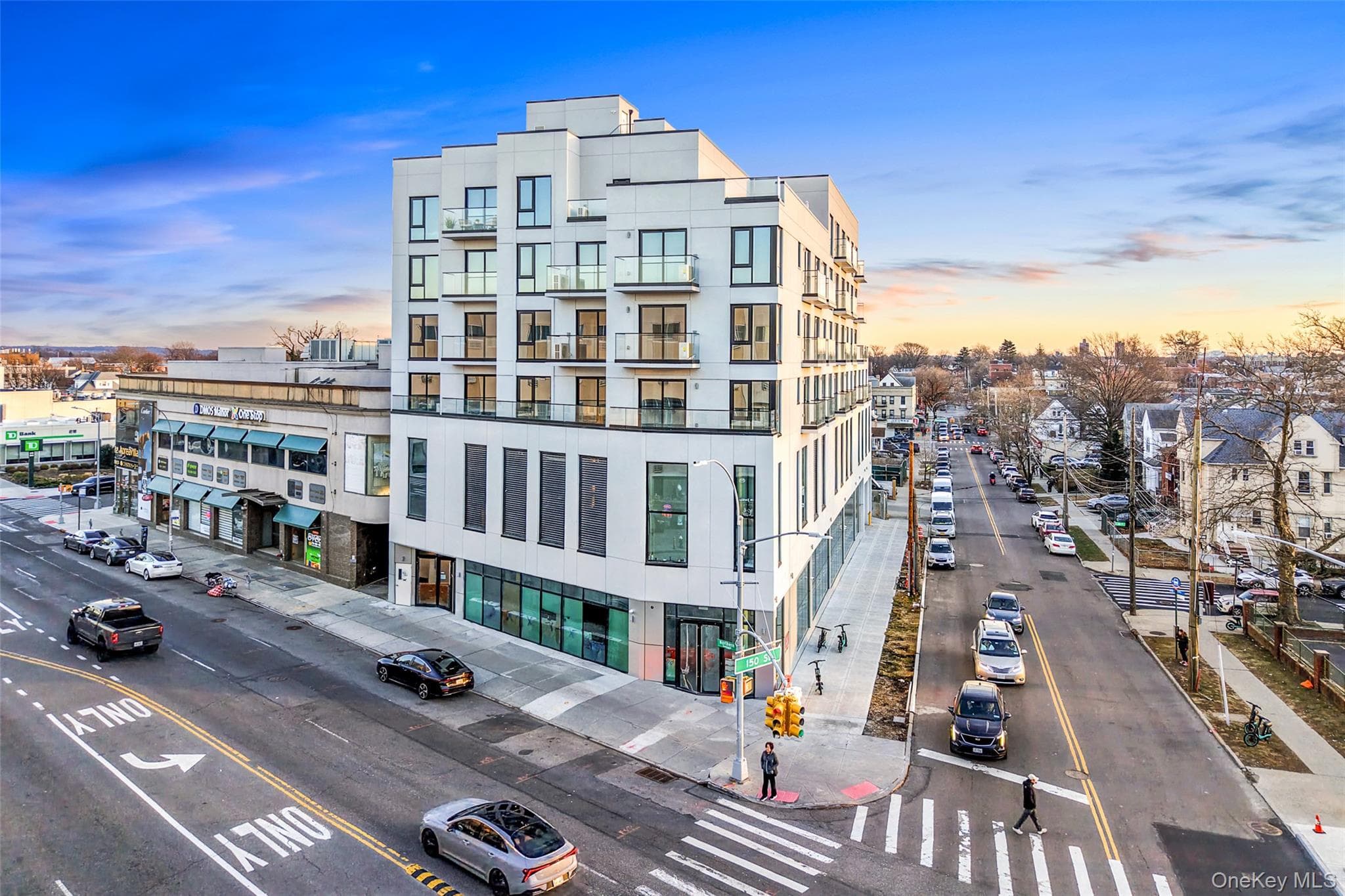 150-02 Northern Boulevard Unit: 3L, Flushing