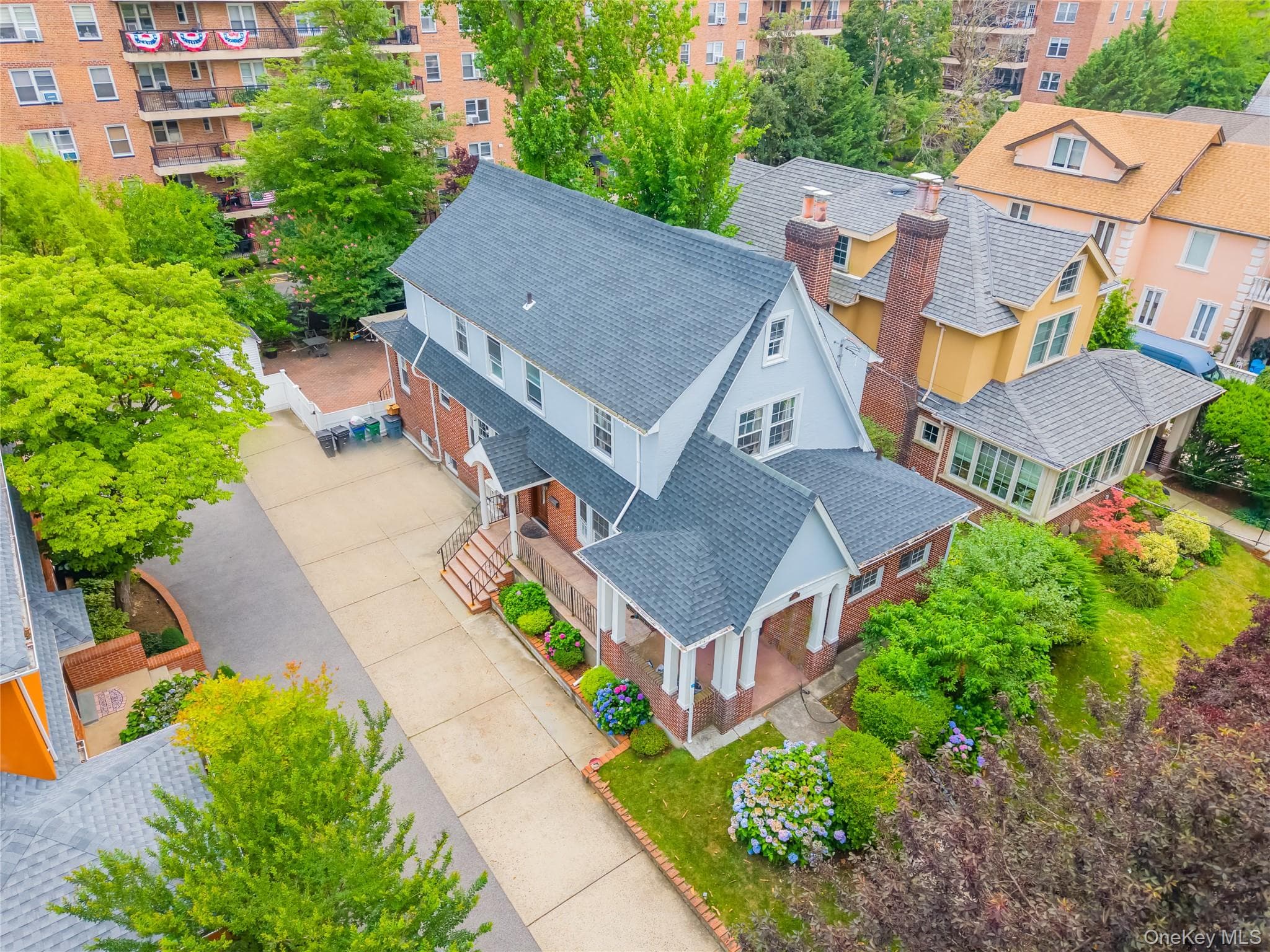 609 161st Street thumbnail 32