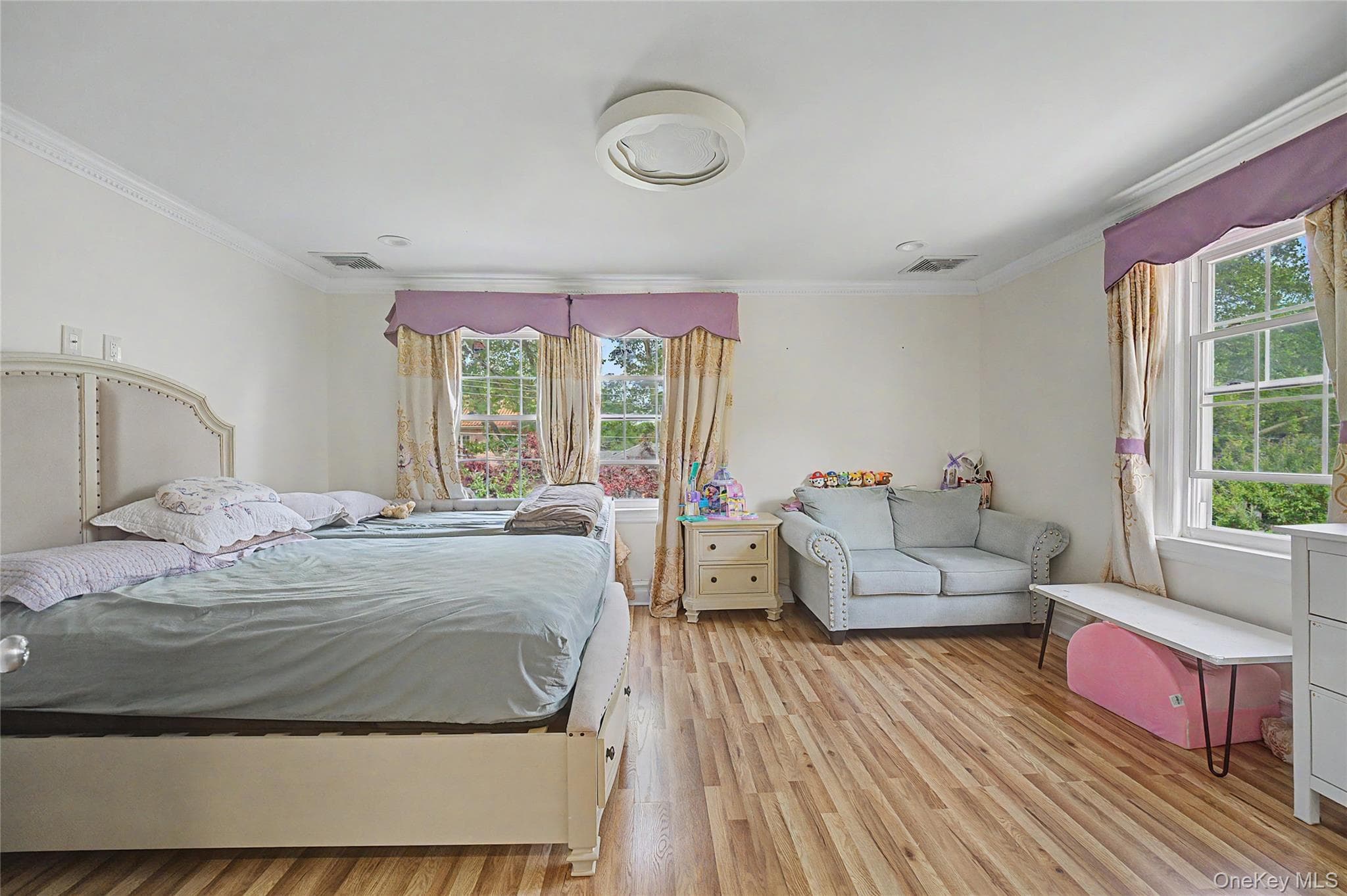609 161st Street thumbnail 12