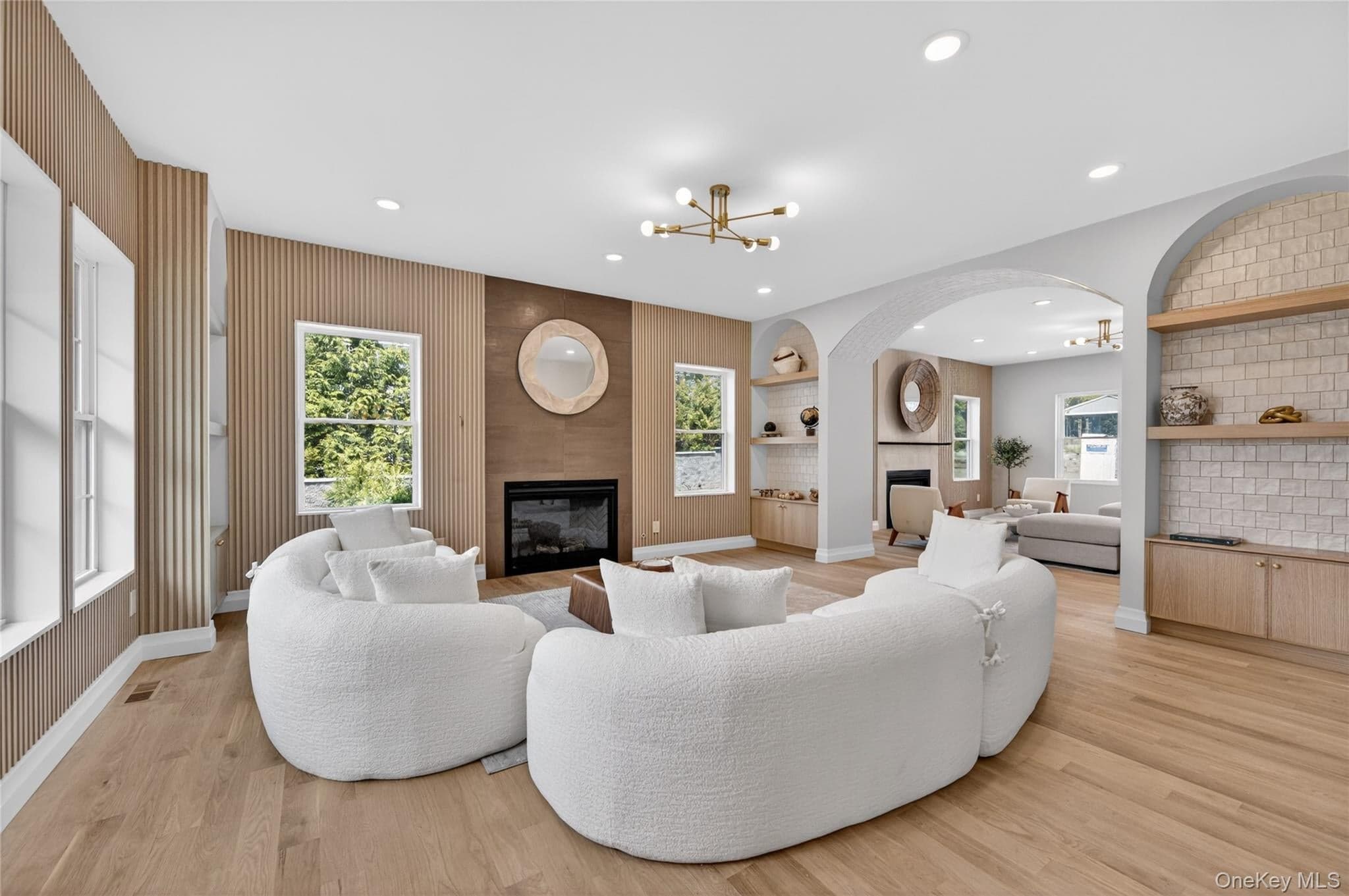 15 Ridge Drive thumbnail 4